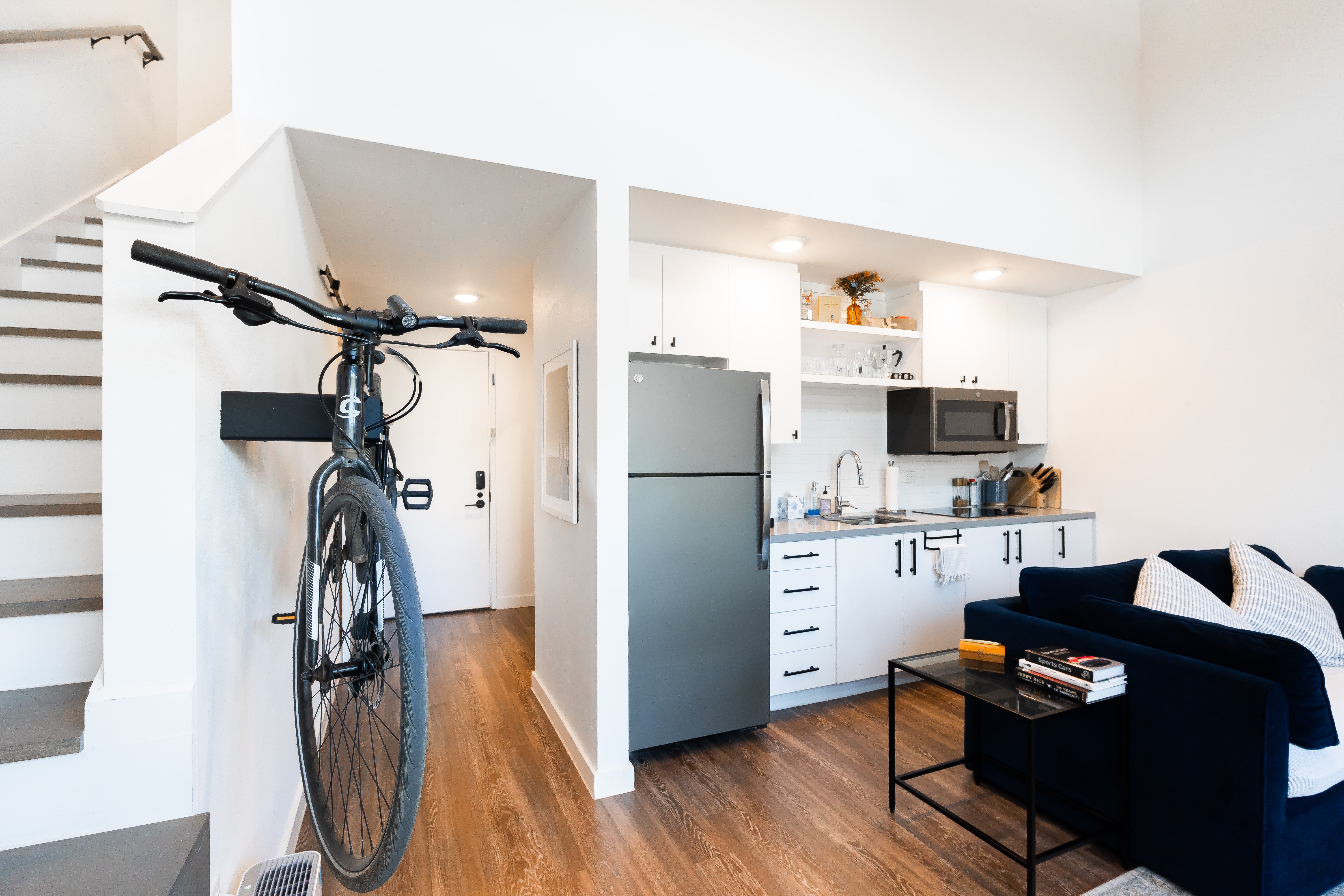 Modern East Austin Loft in the Holly Neighborhood photo 3