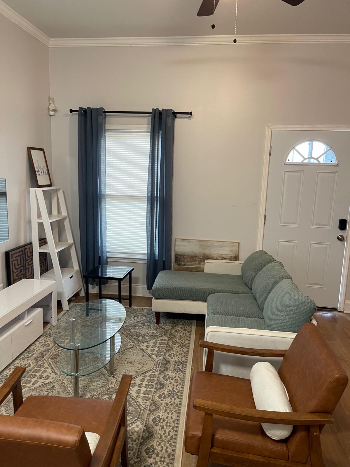 Modern Furnished 4BR Home Near Downtown ATL photo 5