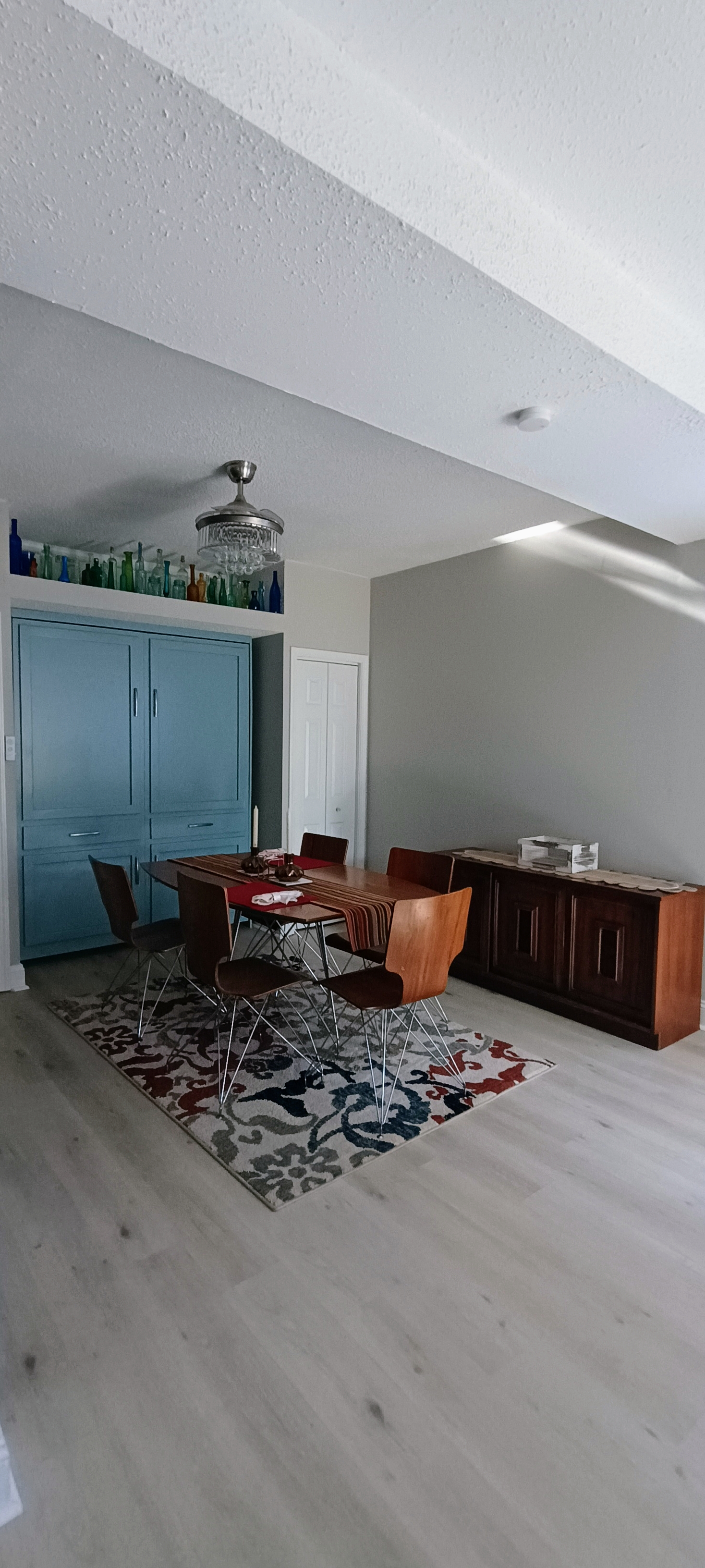 Furnished with utilities  Luxury 1 bd/1 ba Apt  photo 5