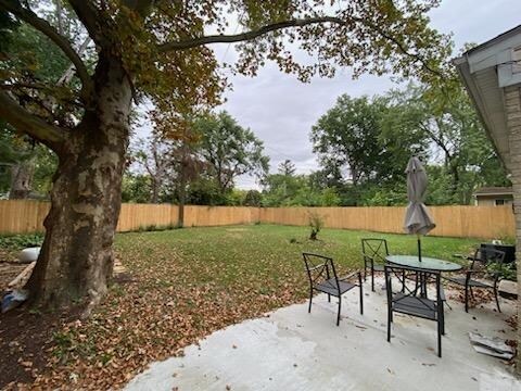 Cozy Home in Central Detroit Metro Location  photo 3
