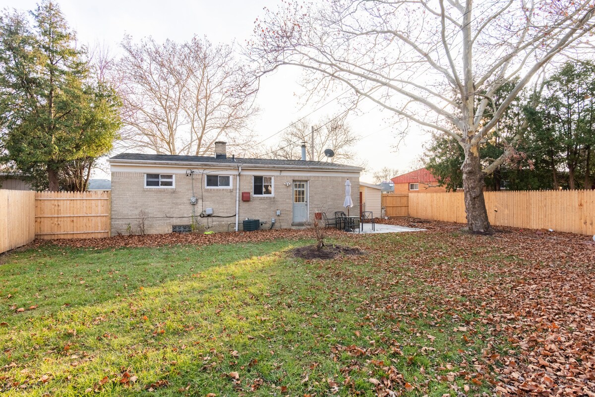 Cozy Home in Central Detroit Metro Location  photo 4