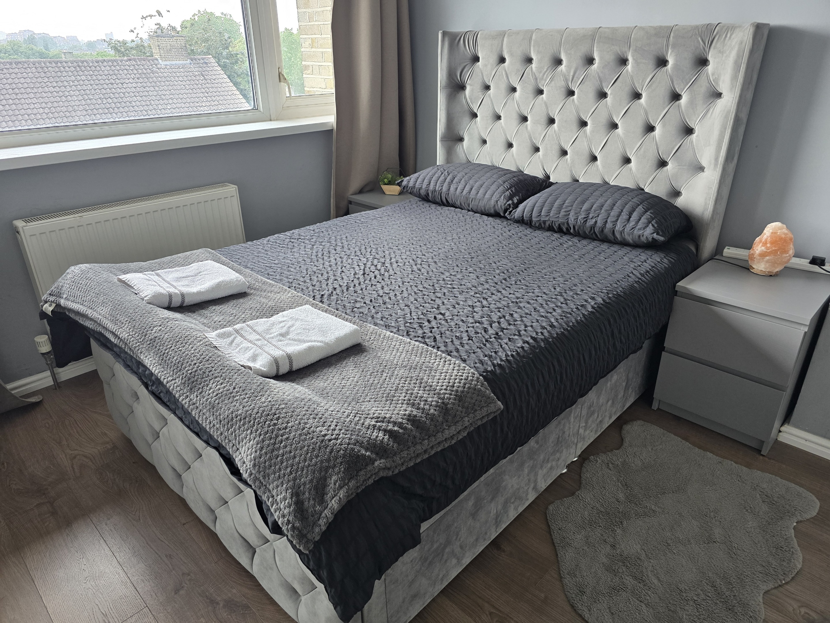 3-Bed Swiss Cottage Flat | Jubilee Line | 10 Min t photo 2