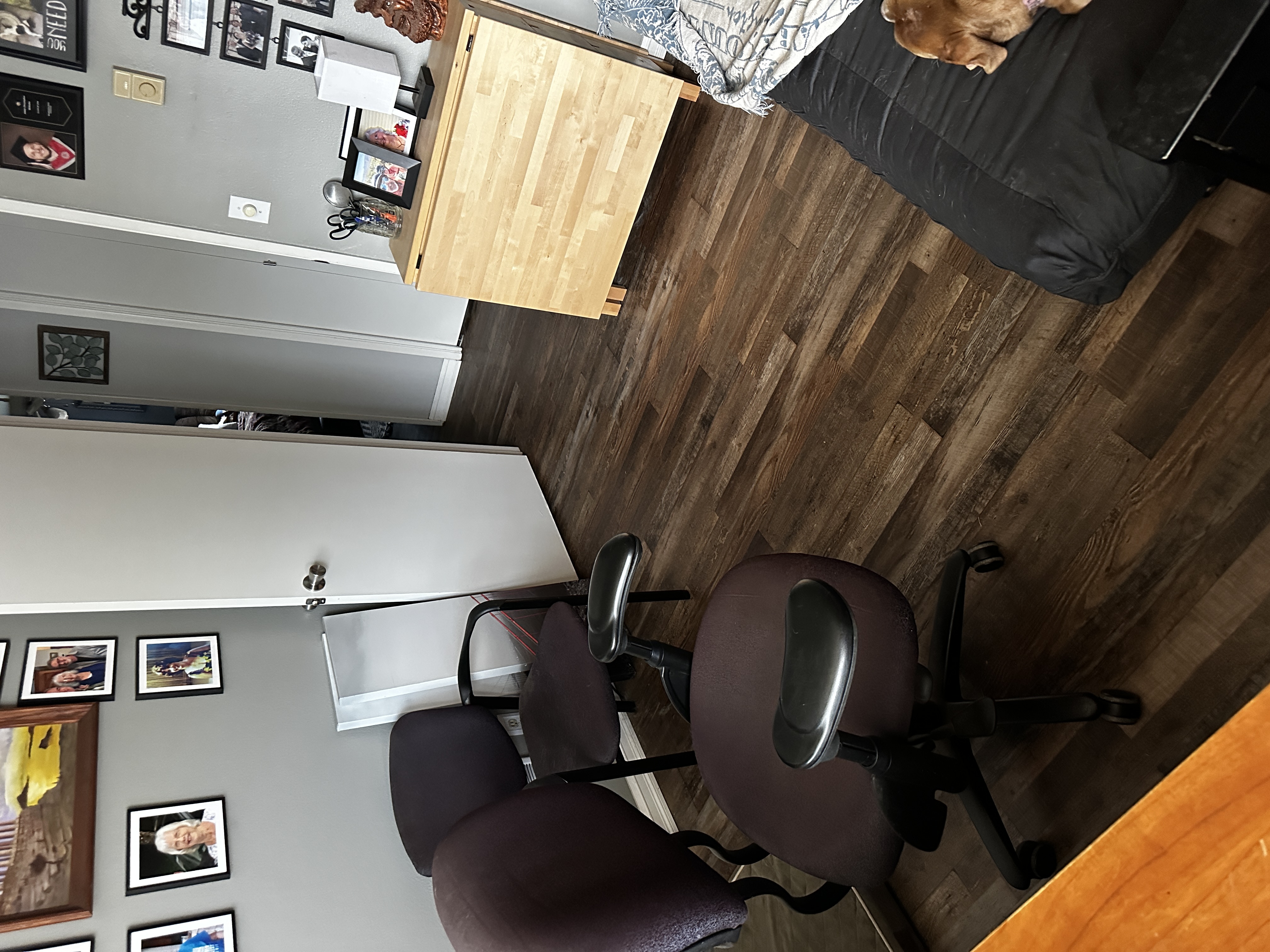Furnished Private Room | Quiet LGBT/420 Home | Uti photo 2