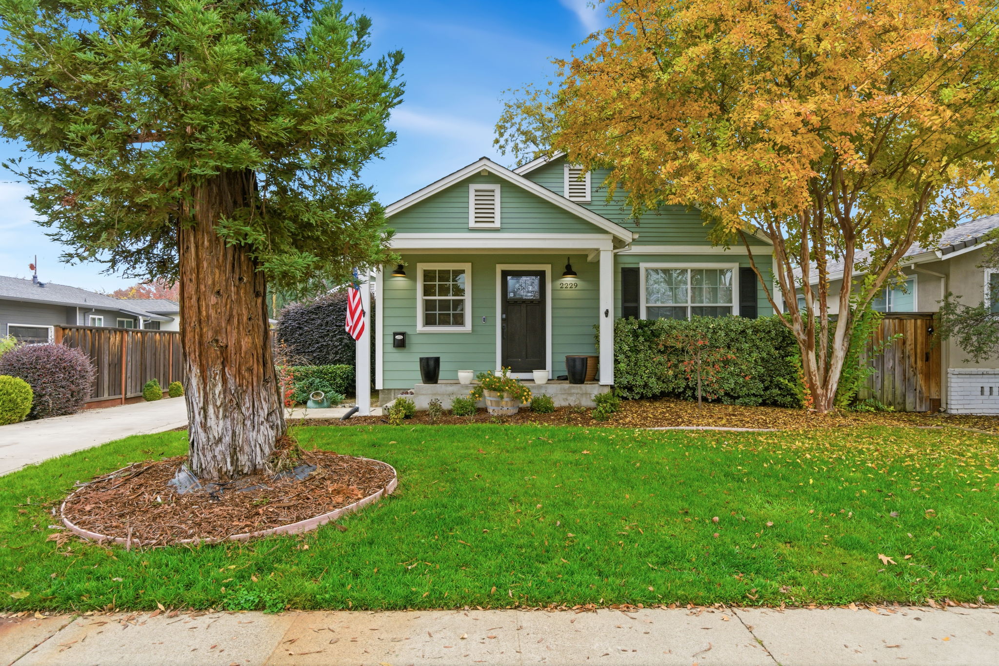 Charming 2BR in Tahoe Park by UC Davis Med Center photo 3
