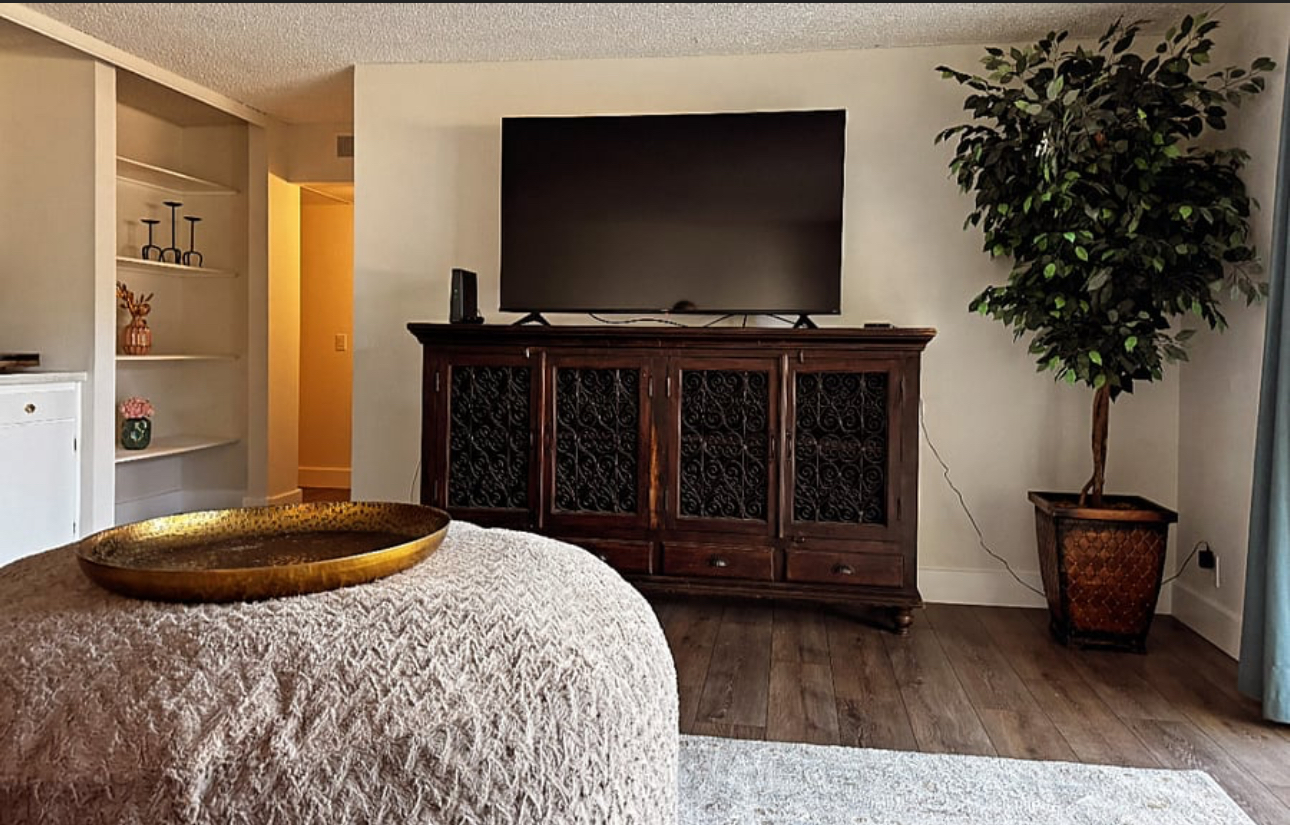 Newly Remodeled 2BR/2BTH Condo photo 2