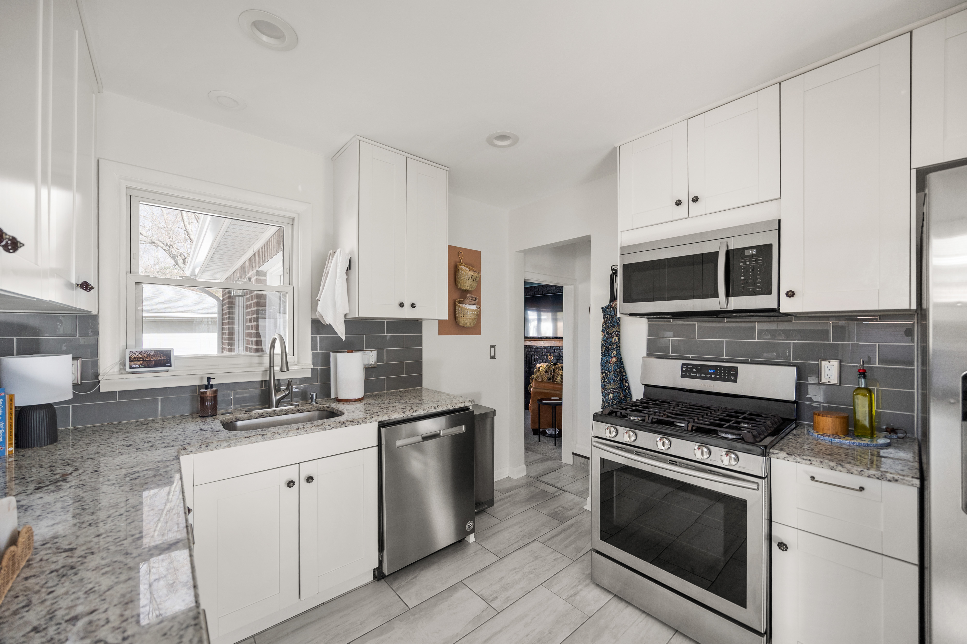 Spacious, Pet-Friendly Home w/Game Room —Sleeps 12 photo 4
