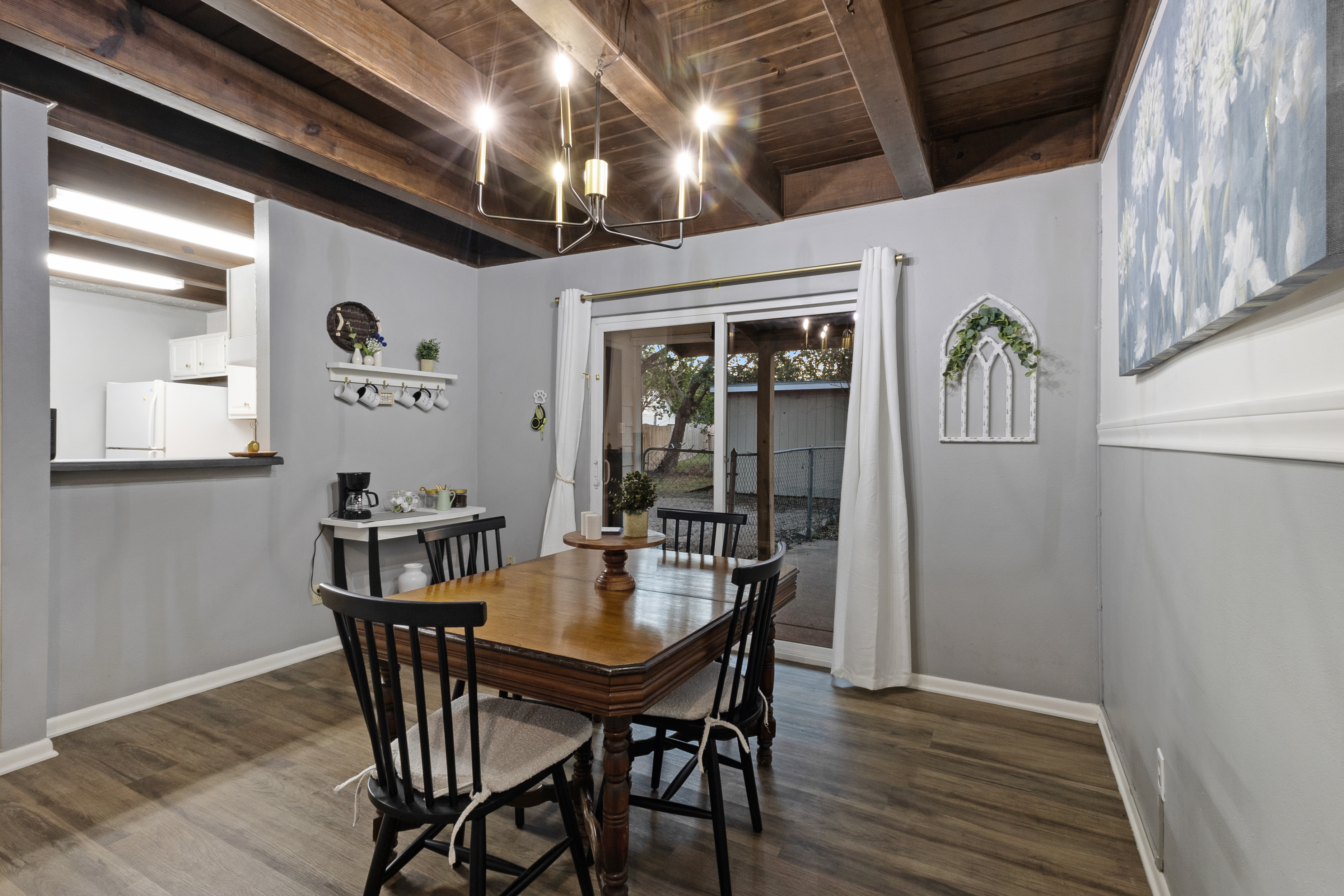 Fully Furnished Haven Near Texas A & M & Veterans  photo 3