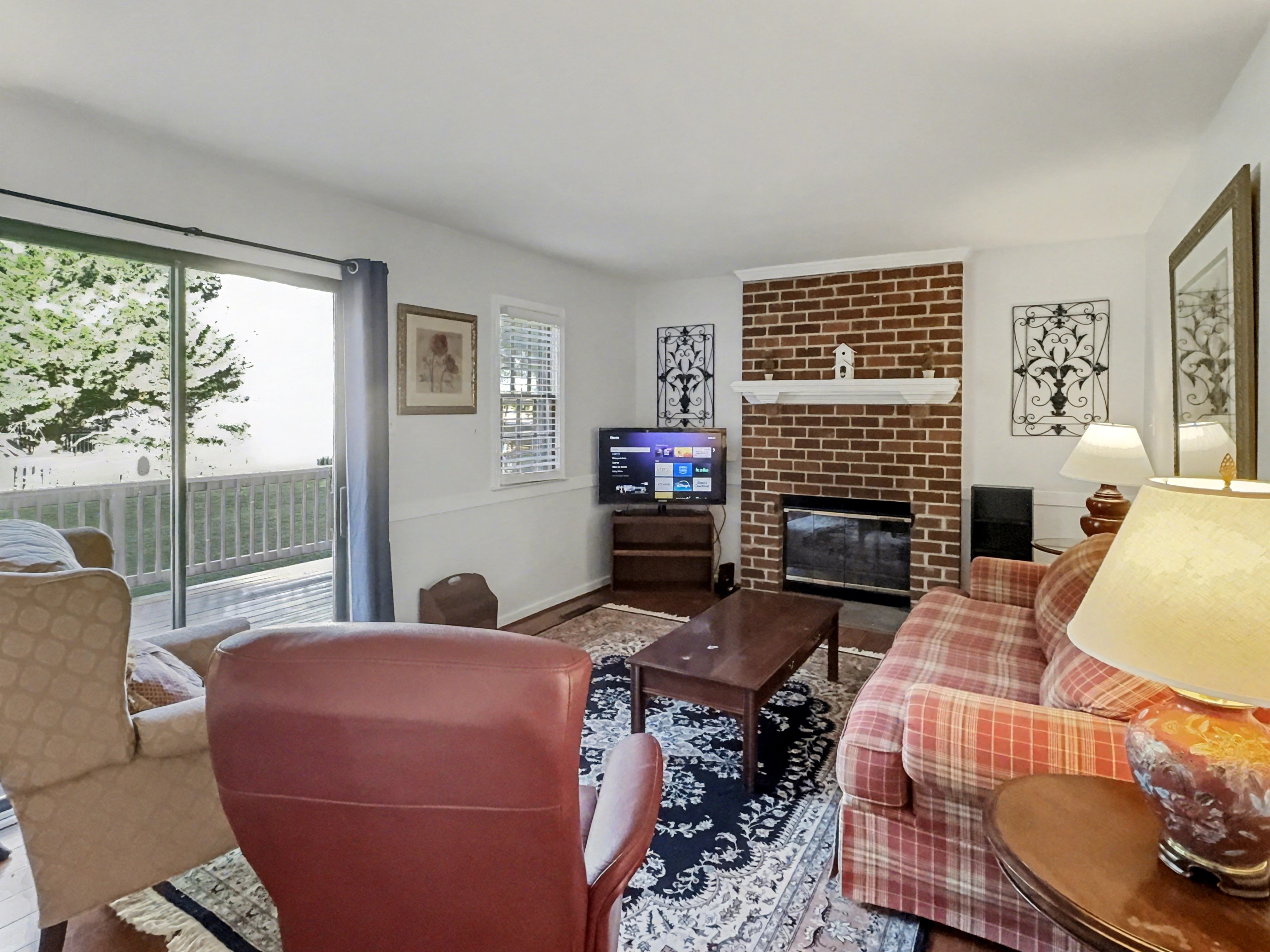 Inviting Midlothian Home, Central Location photo 3
