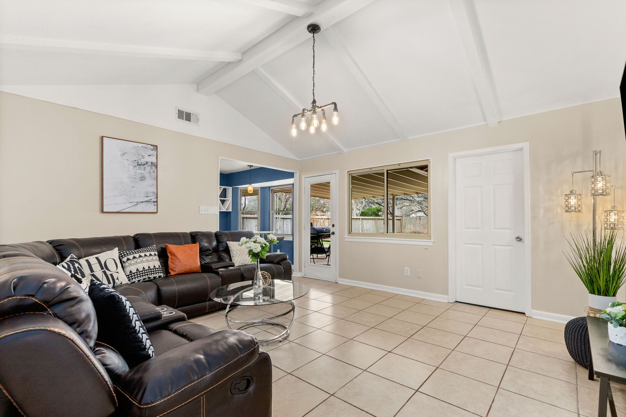 5715 Cary Grant Dr, San Antonio, TX 78240, USA photo 2
