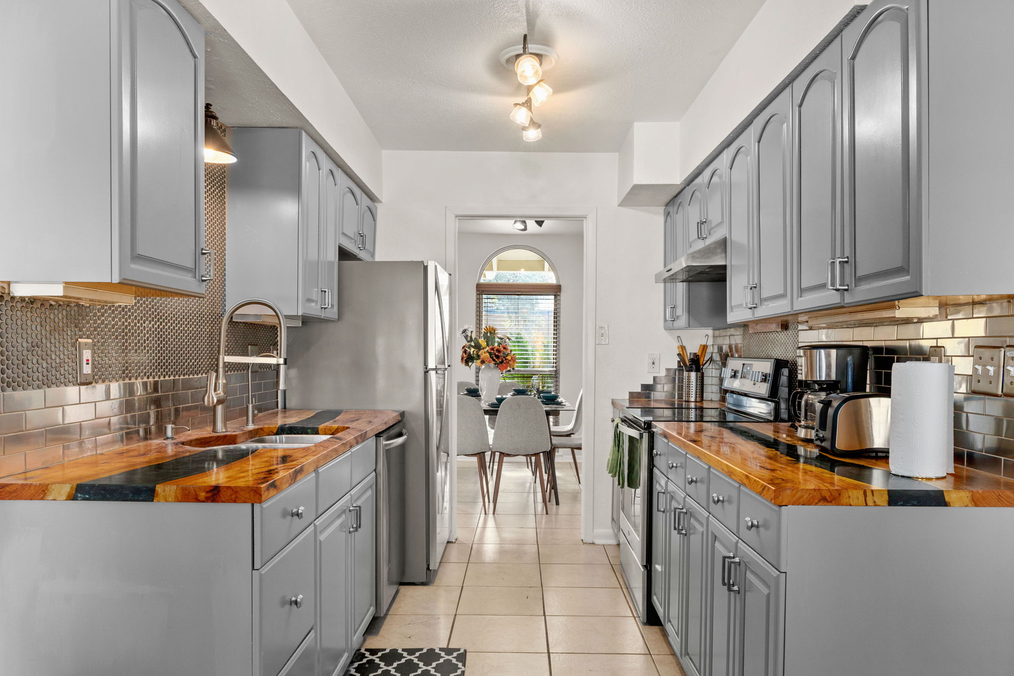 5715 Cary Grant Dr, San Antonio, TX 78240, USA photo 3