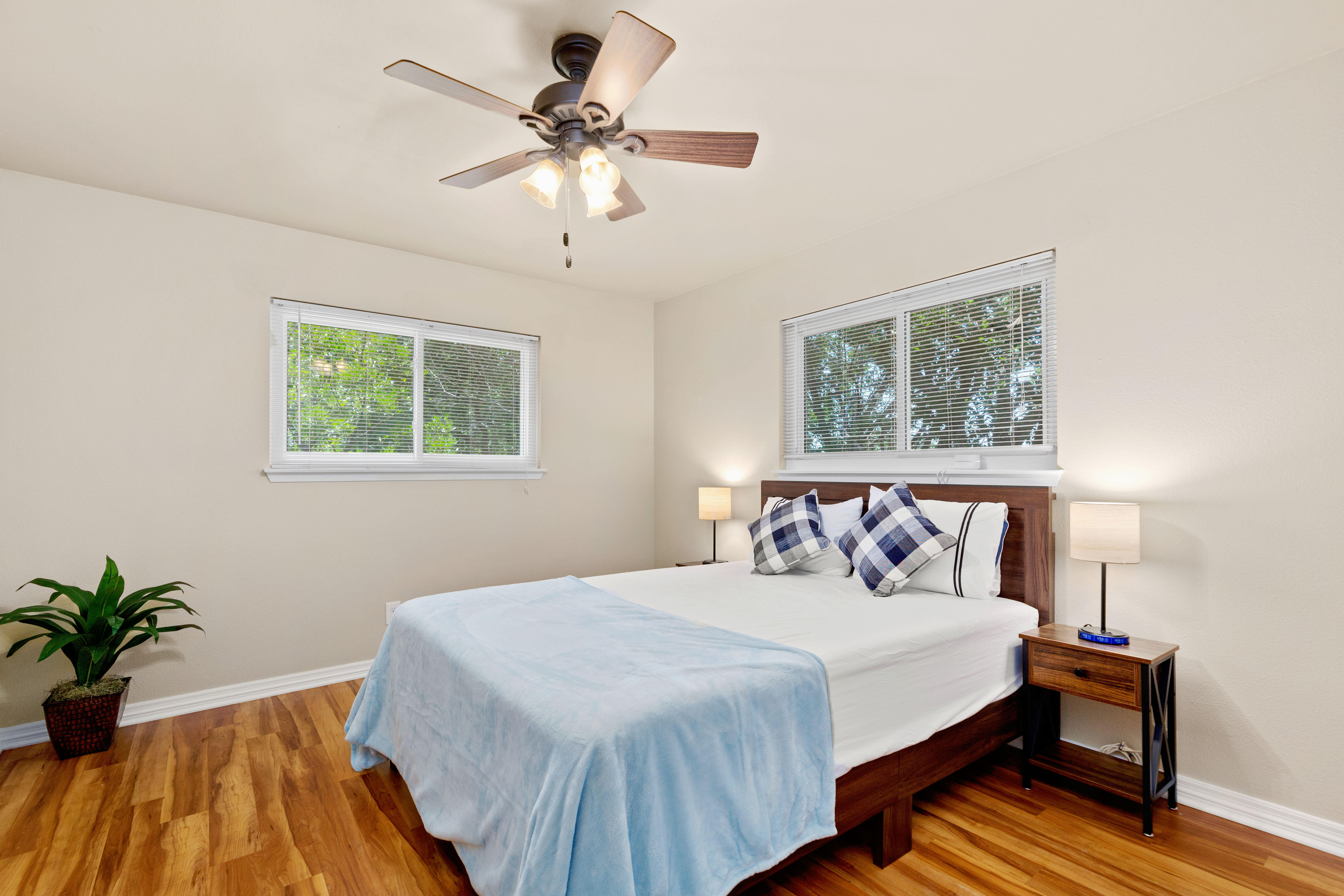 6602 Southpoint St, San Antonio, TX 78229, USA photo 4