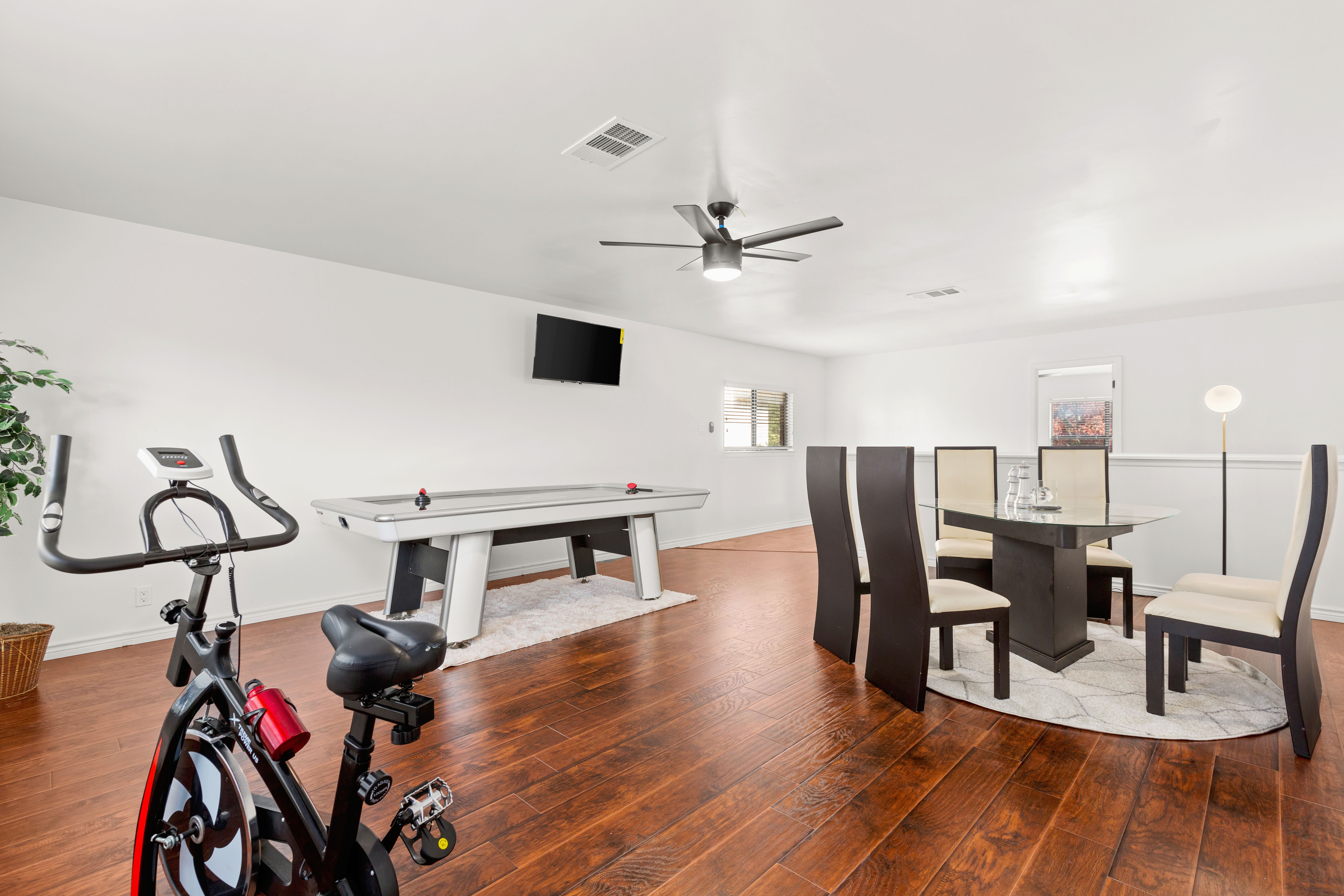 2415 Thrasher Oak, San Antonio, TX 78232, USA photo 4
