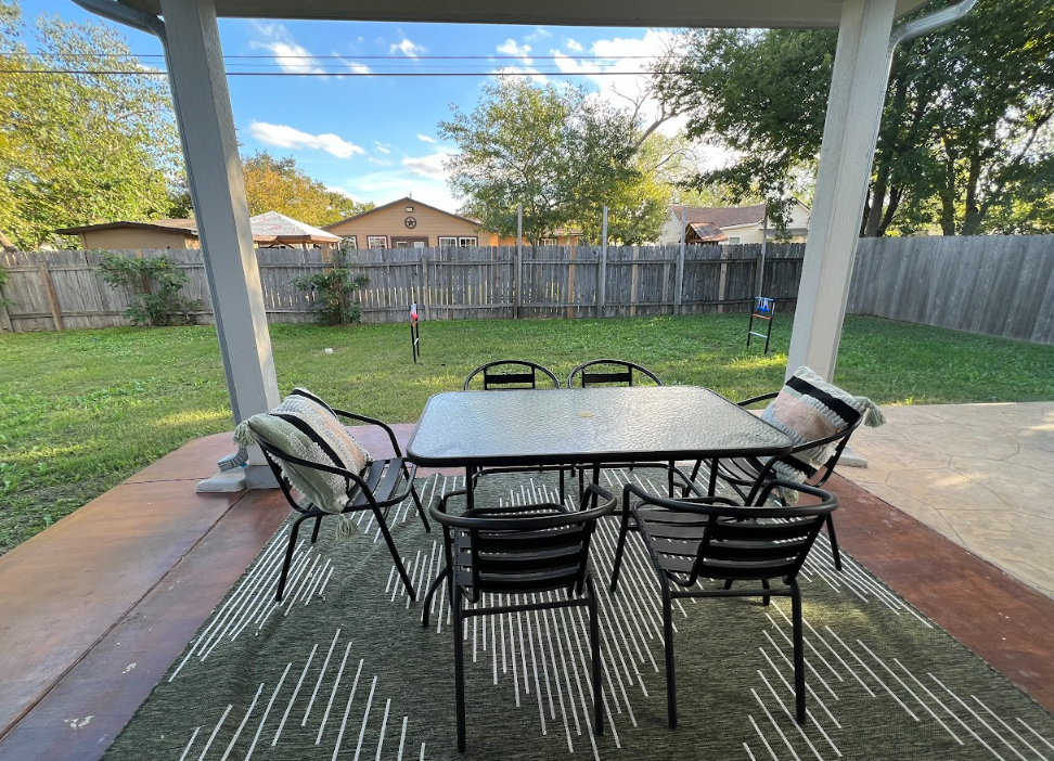 1413 Circle Dr, Round Rock, TX 78664, USA photo 3