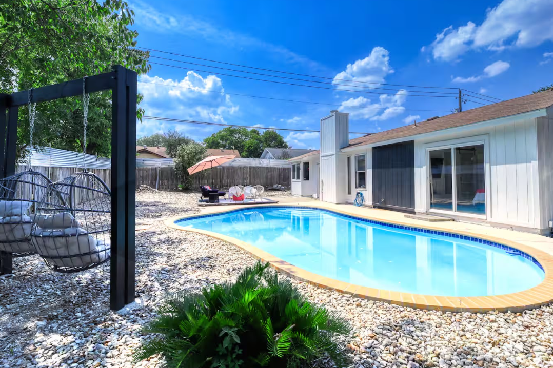 2009 Magazine St, Austin, TX 78727, USA photo 2