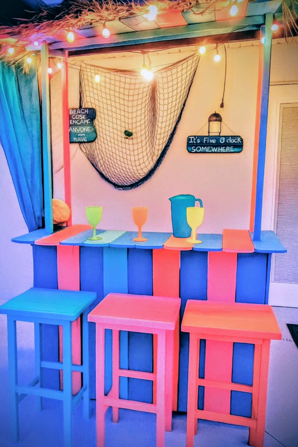 Tropical Beaches,  Pool & Hot Tub.  Privacy photo 2