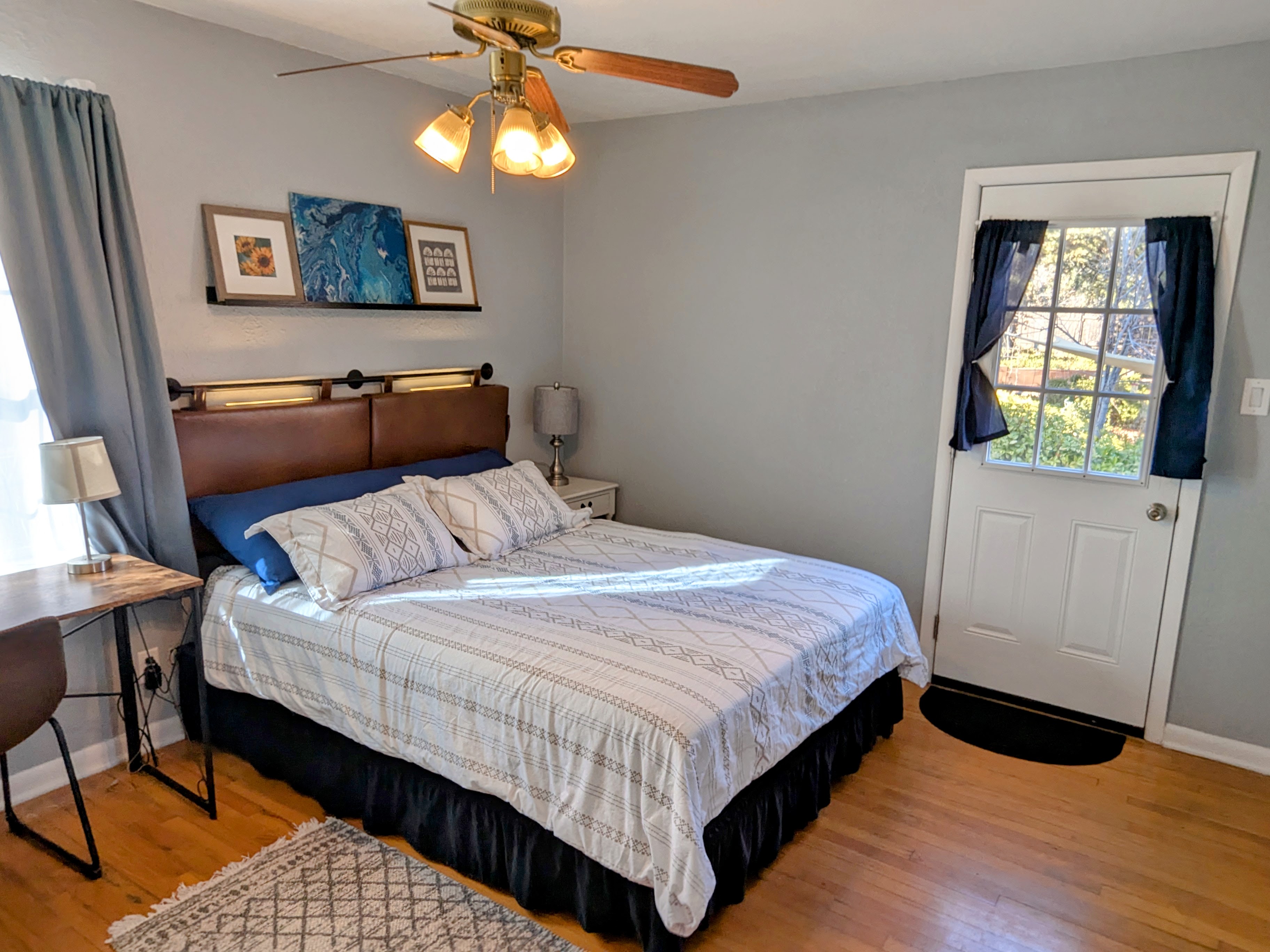 Private Bedroom + Bathroom in Sedona Coliving photo 4