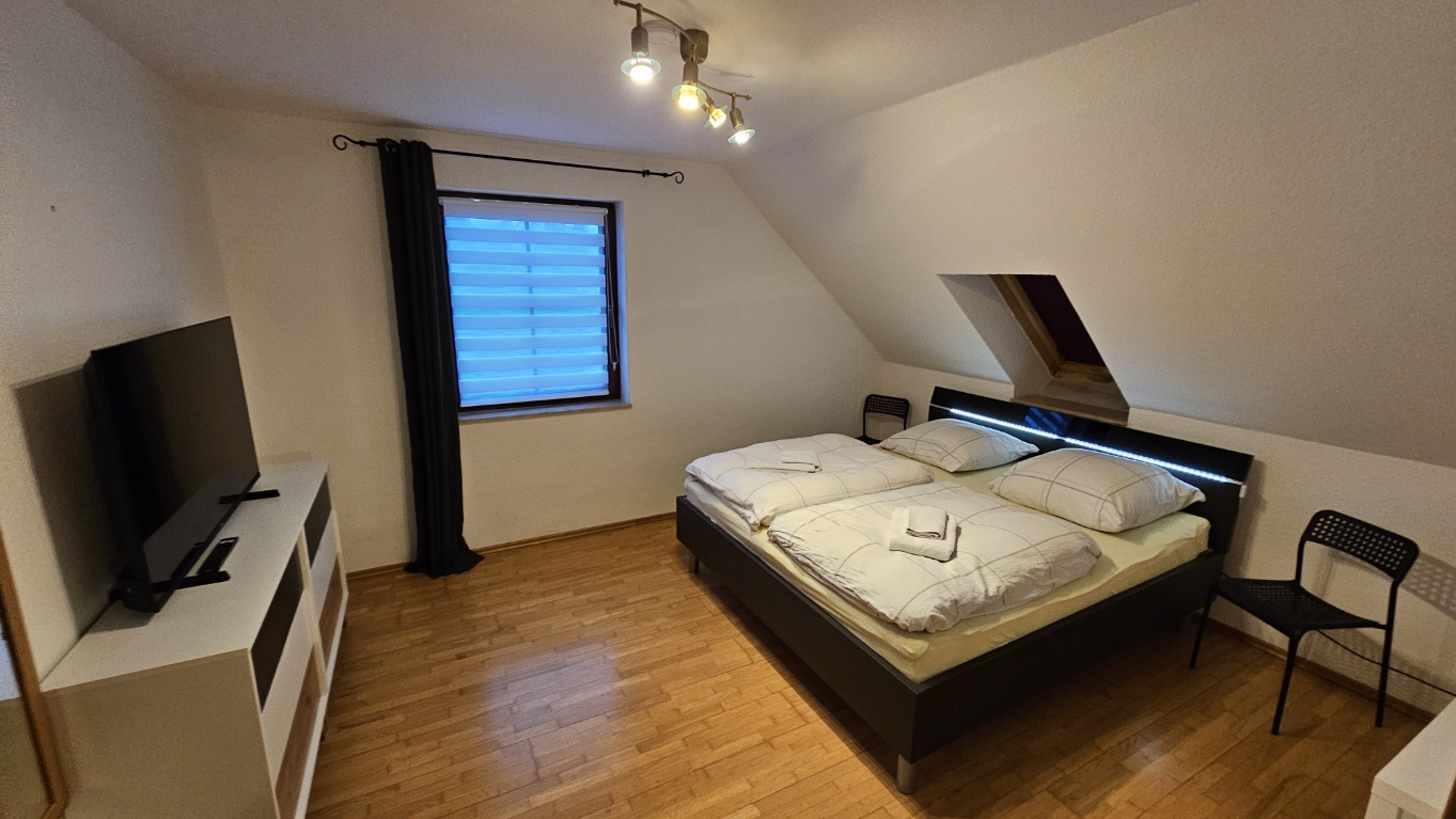 Furn. house near Berlin, 6 rooms, sleep 8 photo 4