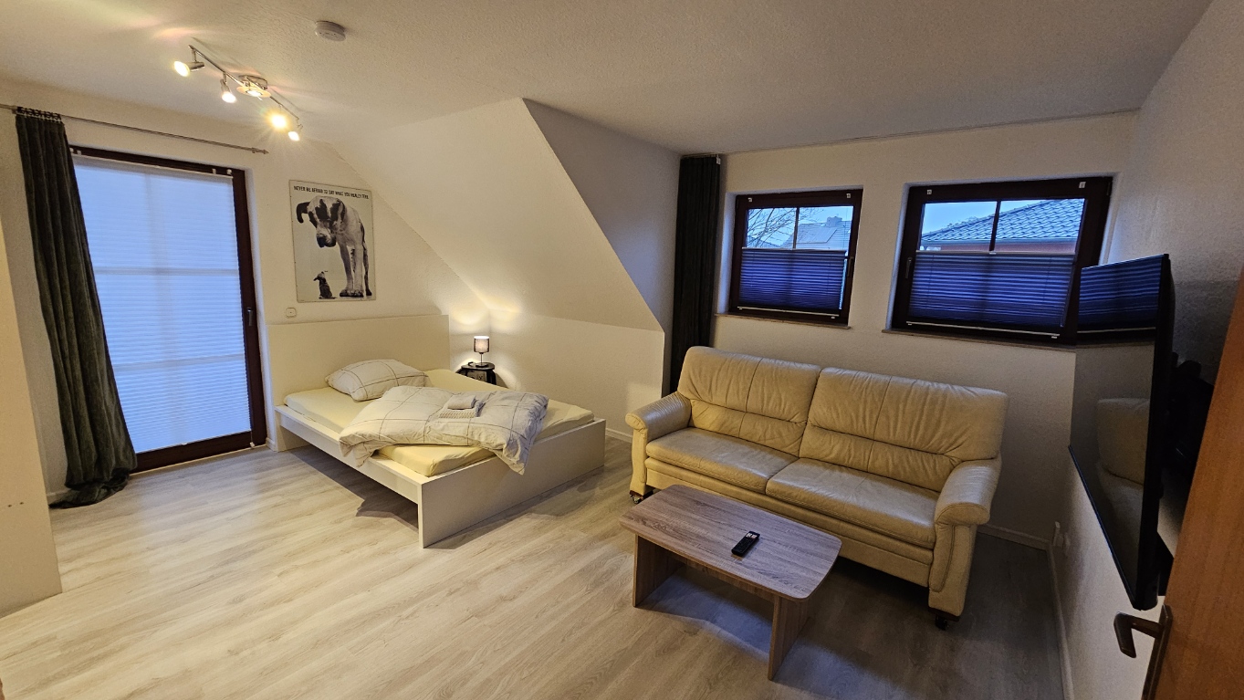 Furn. house near Berlin, 6 rooms, sleep 8 photo 5