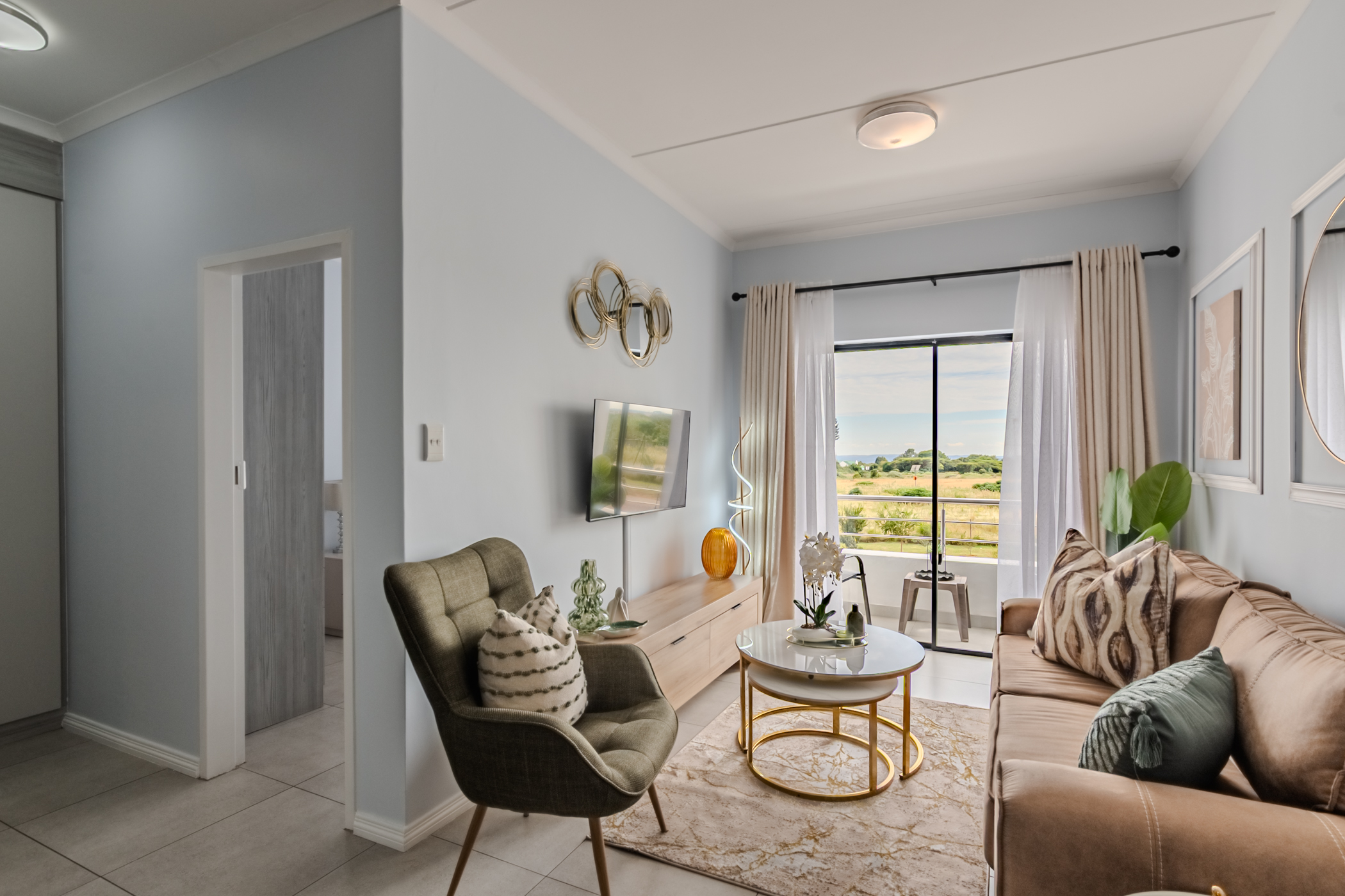 Luxury, peaceful and comfort apartment  photo 2