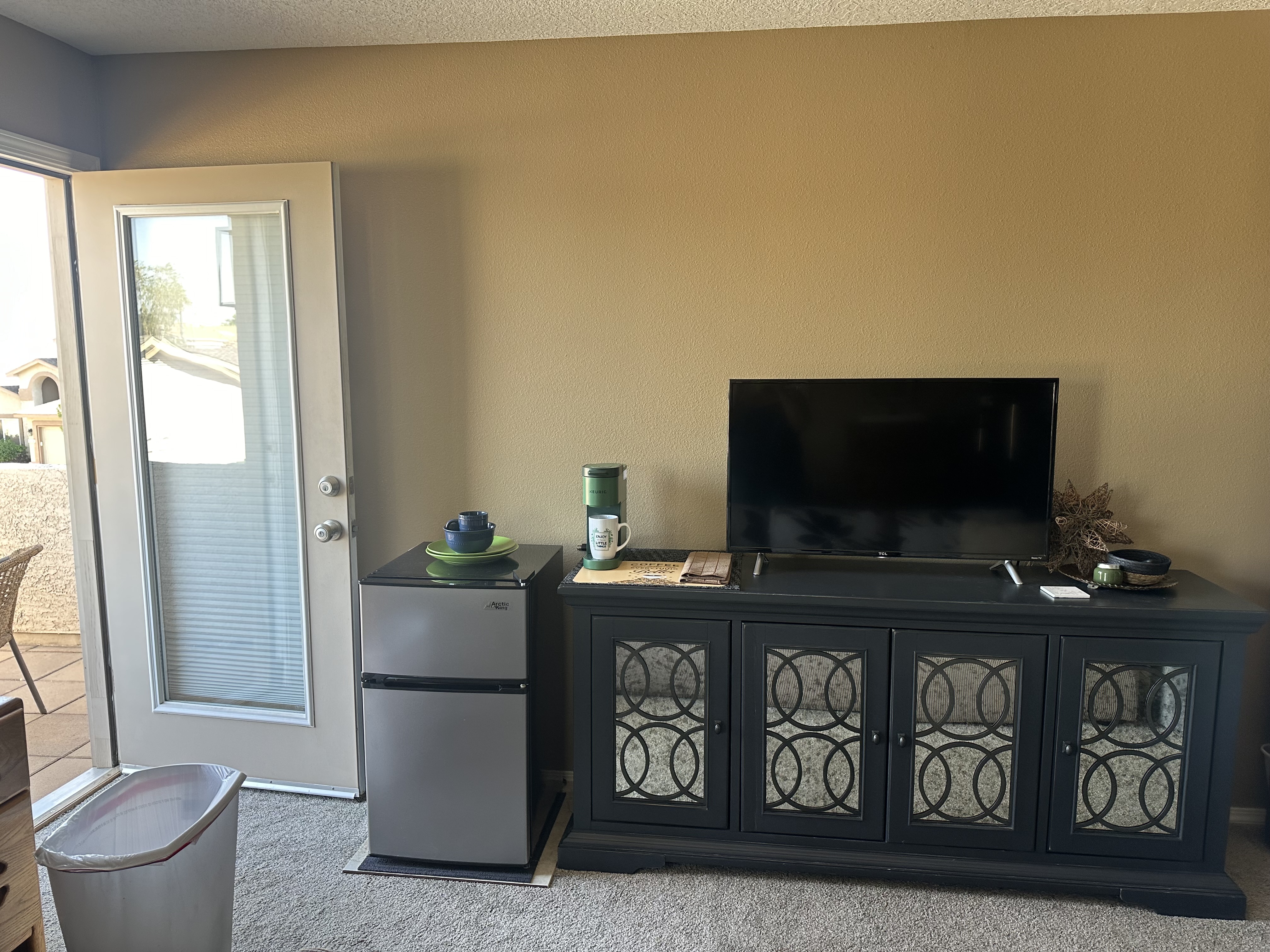 Large Room with a Studio Feel photo 5