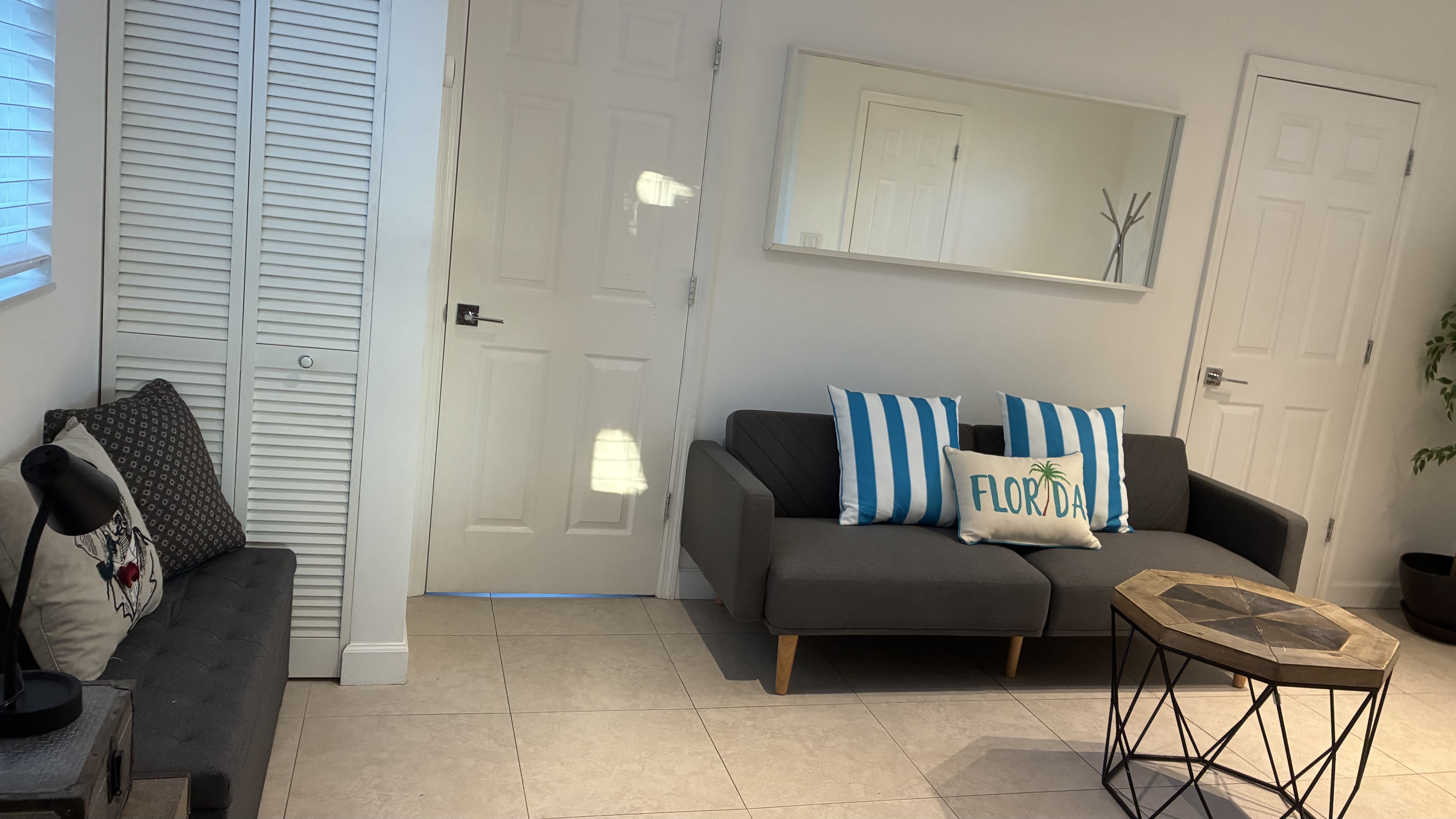 MIAMI WYNWOOD 2 BEDROOM APARTMENT photo 2