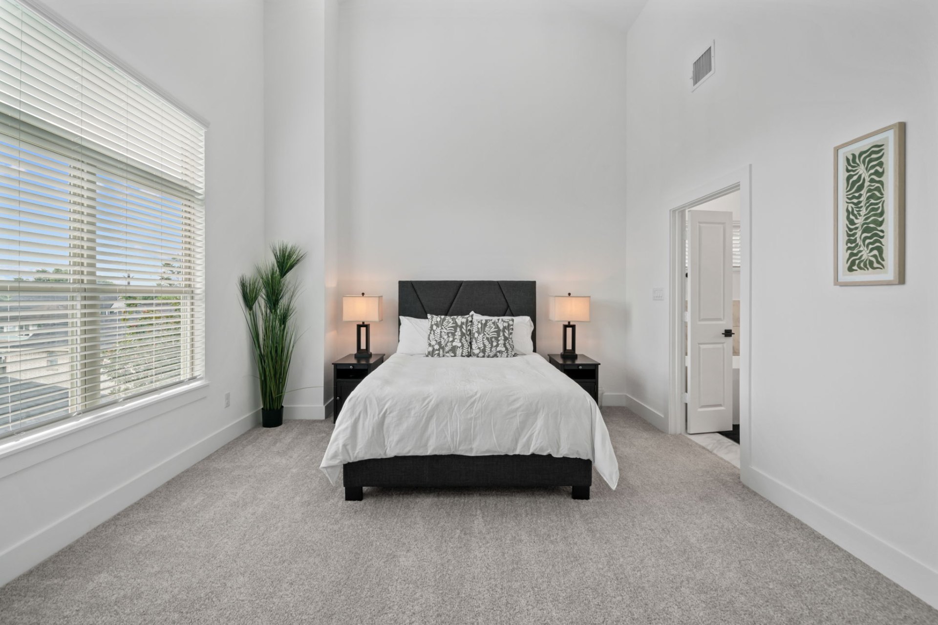 Stylish Downtown Houston Townhome w/ Rooftop  photo 5
