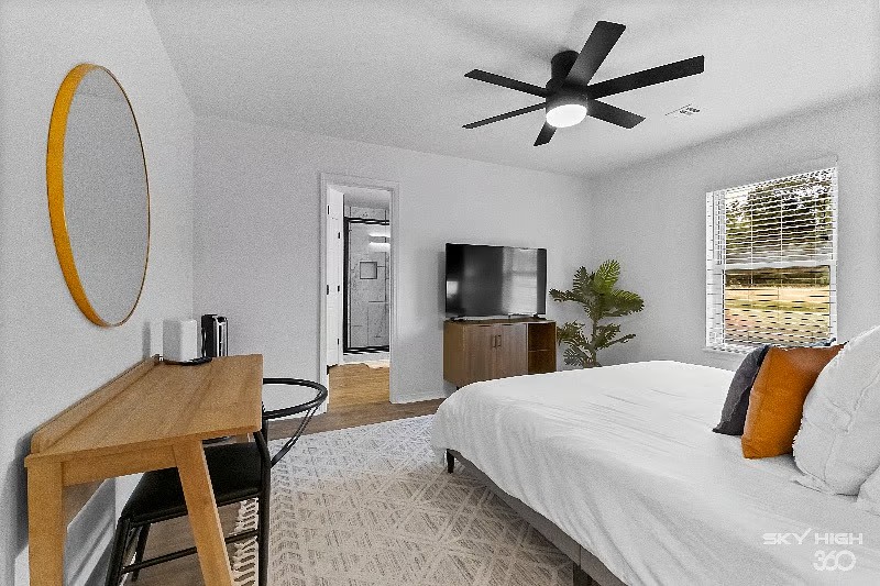 Spacious and cozy home in a quiet neighborhood! photo 4