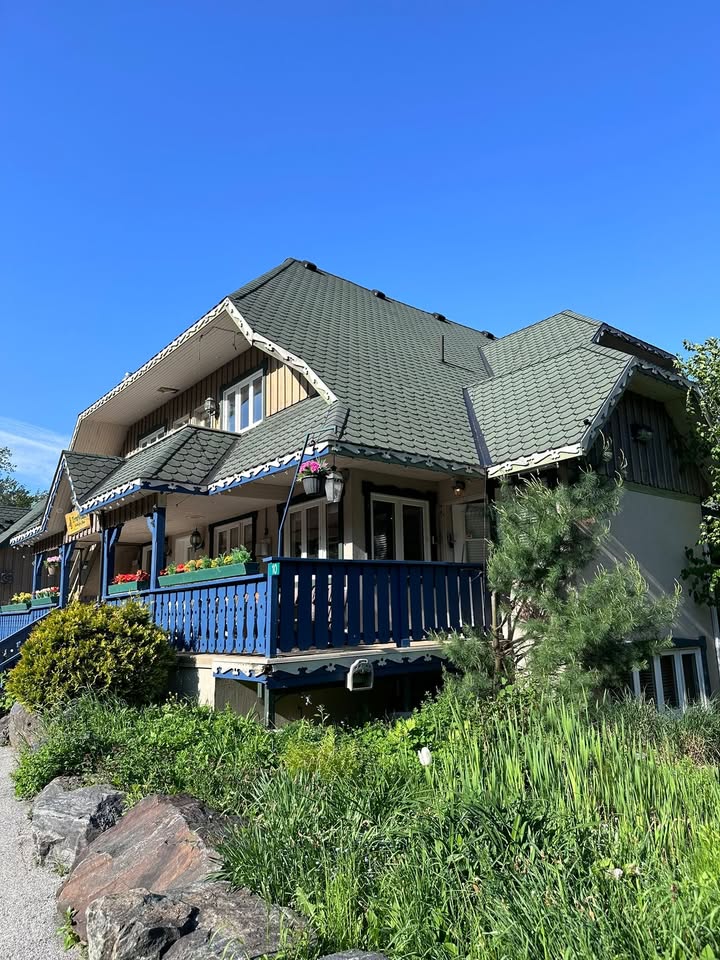 Chalet on Horseshoe Lake – Spacious Retreat photo 2