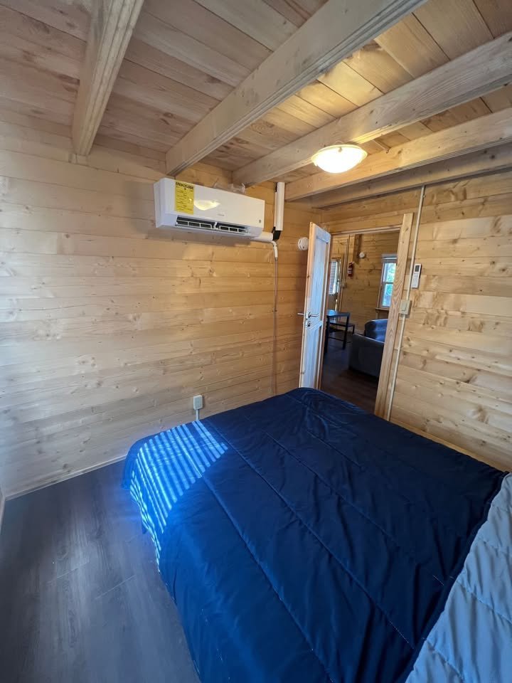 Muskoka Beachside Cottage –3BR photo 5