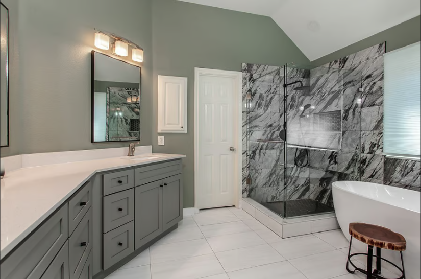 3BR2BA+Guest BedRM 1-Story by Parks/Master King BD photo 4