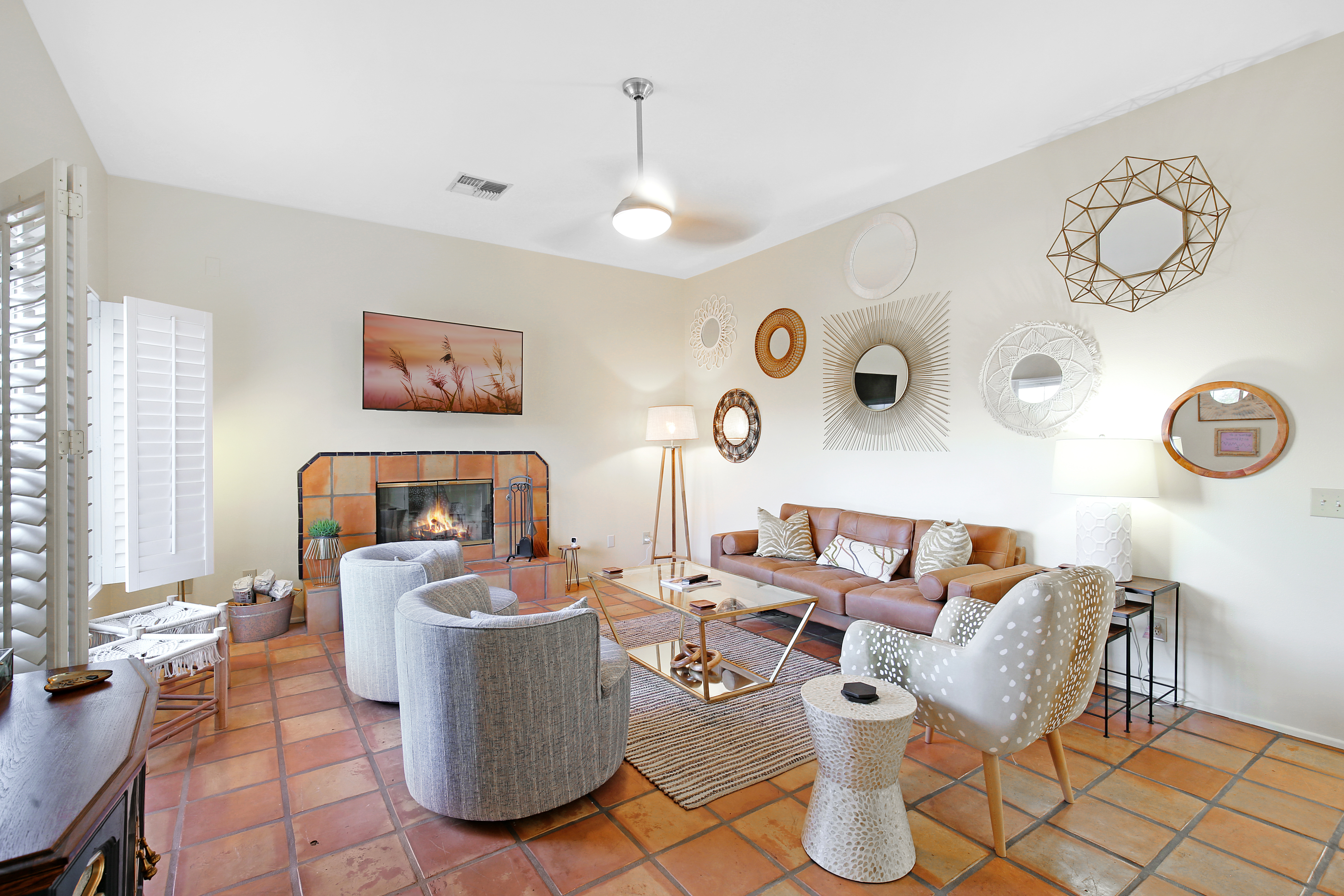 Relaxed living with Mountain View’s, pool & spa photo 3