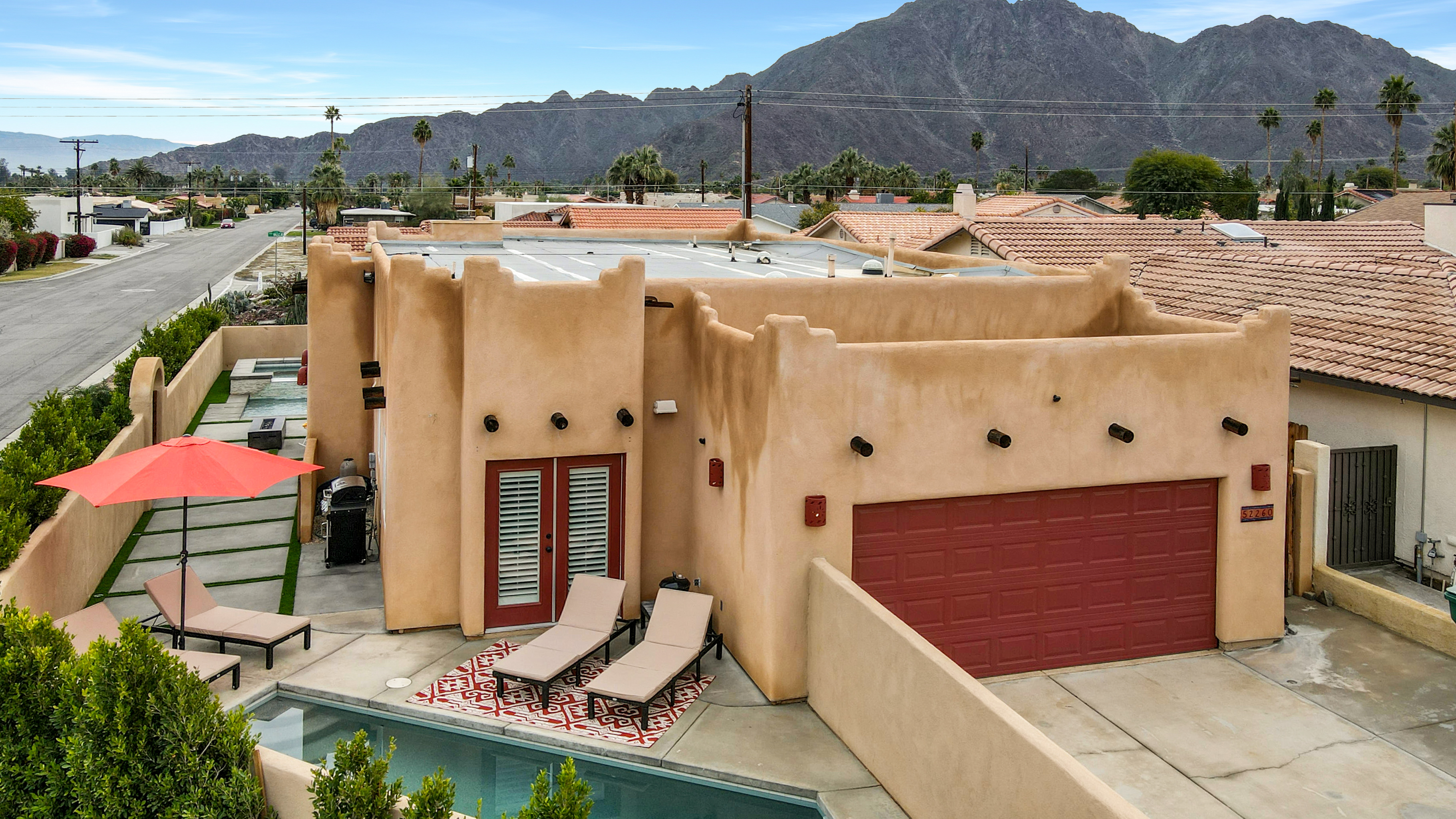 Relaxed living with Mountain View’s, pool & spa photo 4