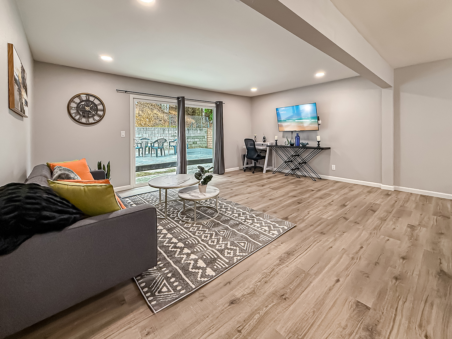  Insurance Housing Ready | Fully Furnished Simi photo 5