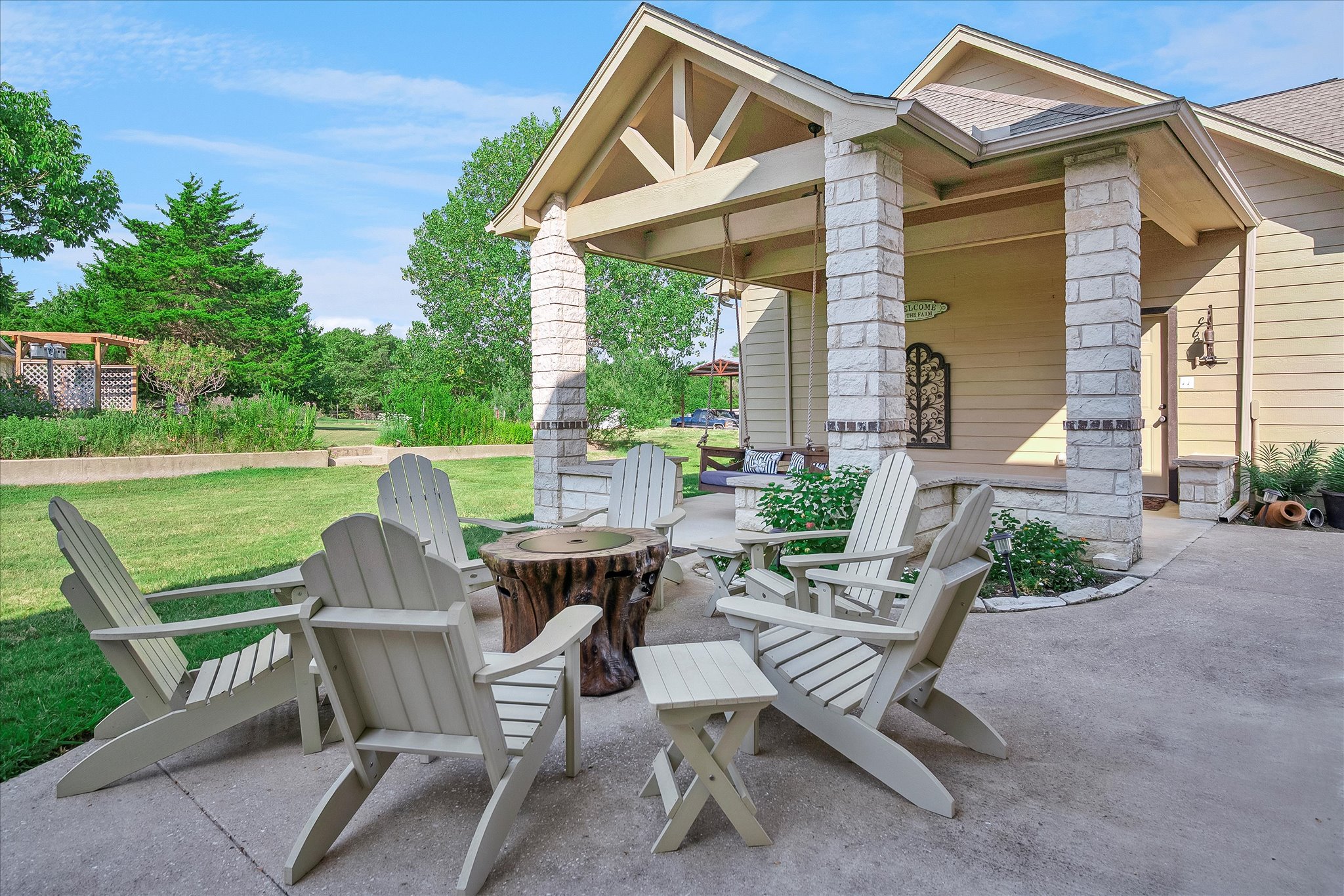 5BR Estate , 6.5 Acres , Sleeps 12 , DFW/Wylie  photo 3