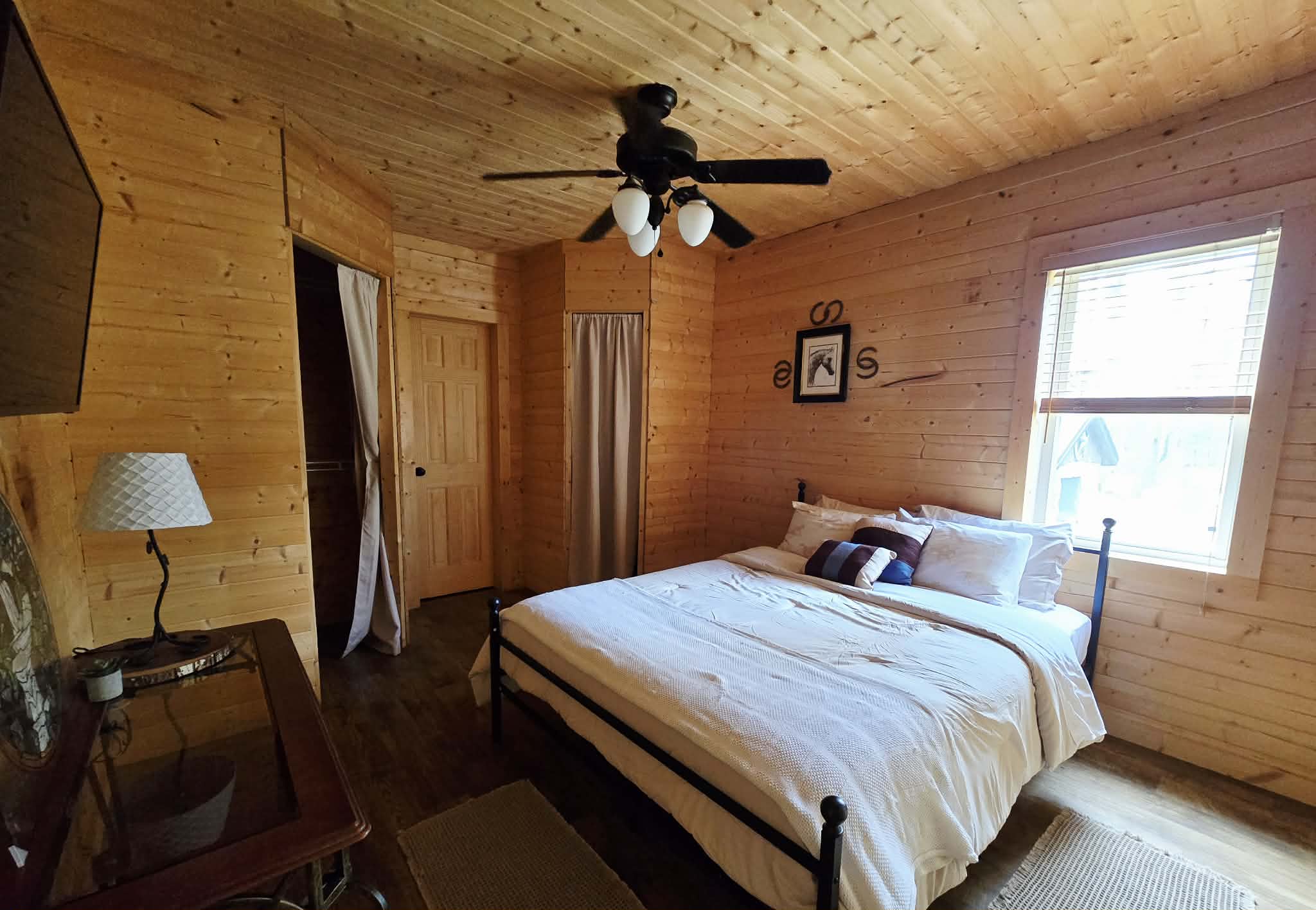 Private, Peaceful 1BR Barn Apartment, Pet Friendly photo 2