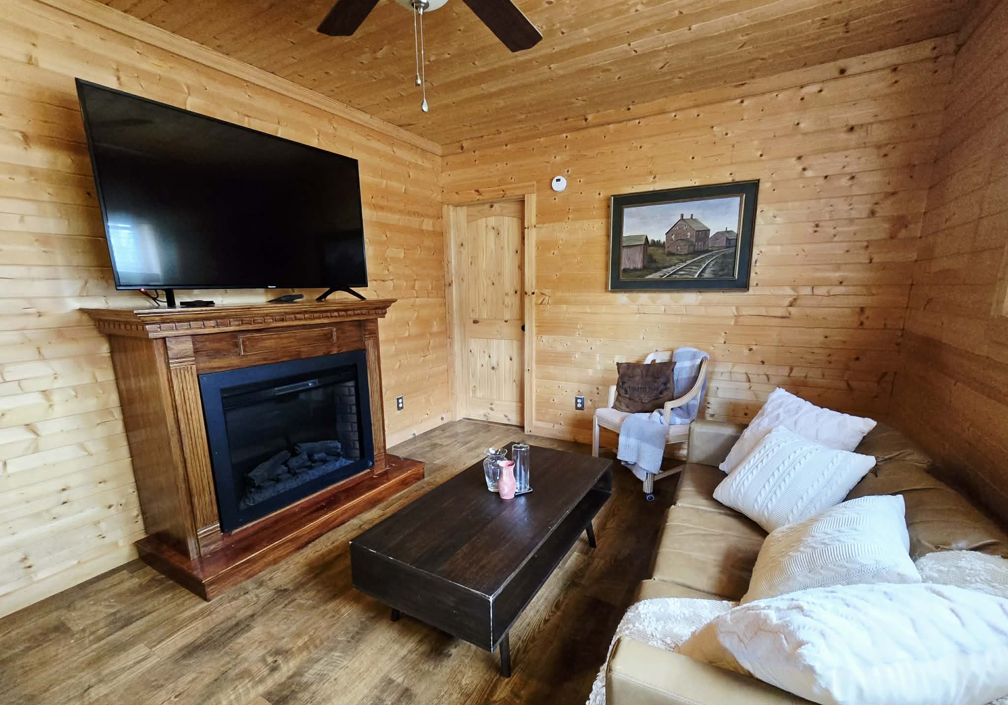 Private, Peaceful 1BR Barn Apartment, Pet Friendly photo 5