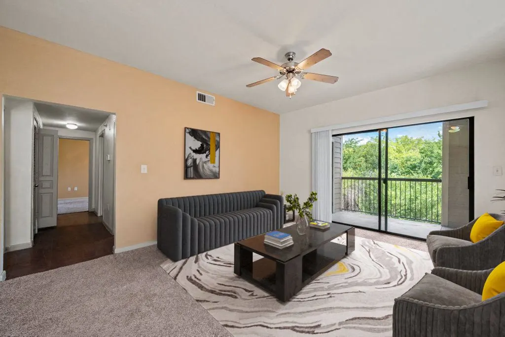 🔥 $835/mo UTSA Area First-Floor Unit – Washer/Dry photo 4