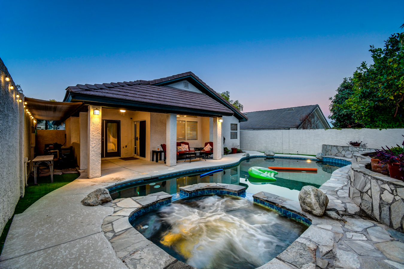 Vegas Oasis 3BR | Pet Friendly | Extended Stay photo 4
