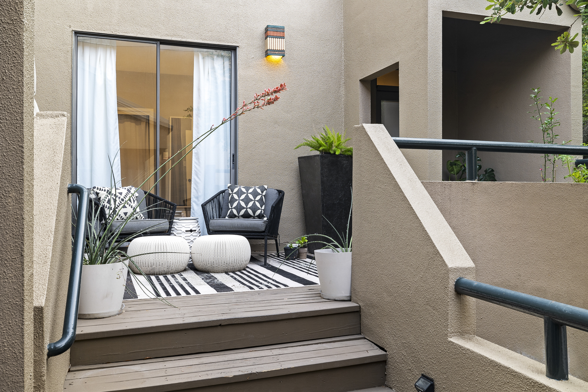Treehouse  living by Downtown & Zilker Park photo 4