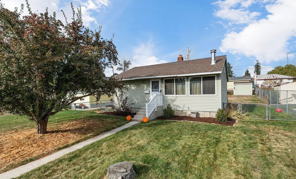 2Bed 1bath Spokane Home photo 5