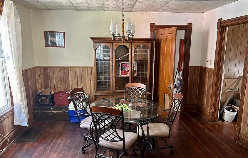 2Beds 1Baths Lincoln Home  photo 2