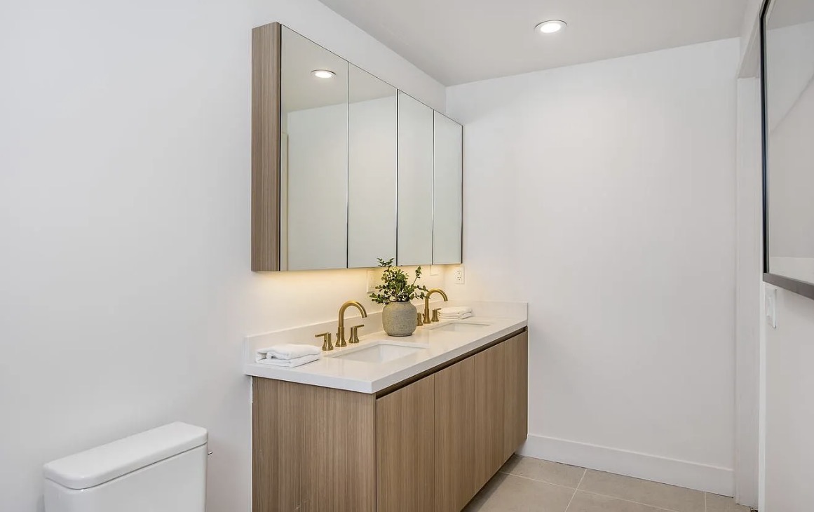 Super spacious 2-bed photo 3