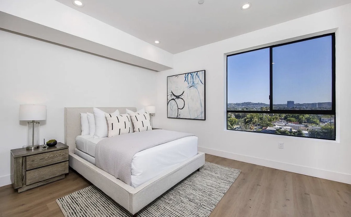 Super spacious 2-bed photo 5