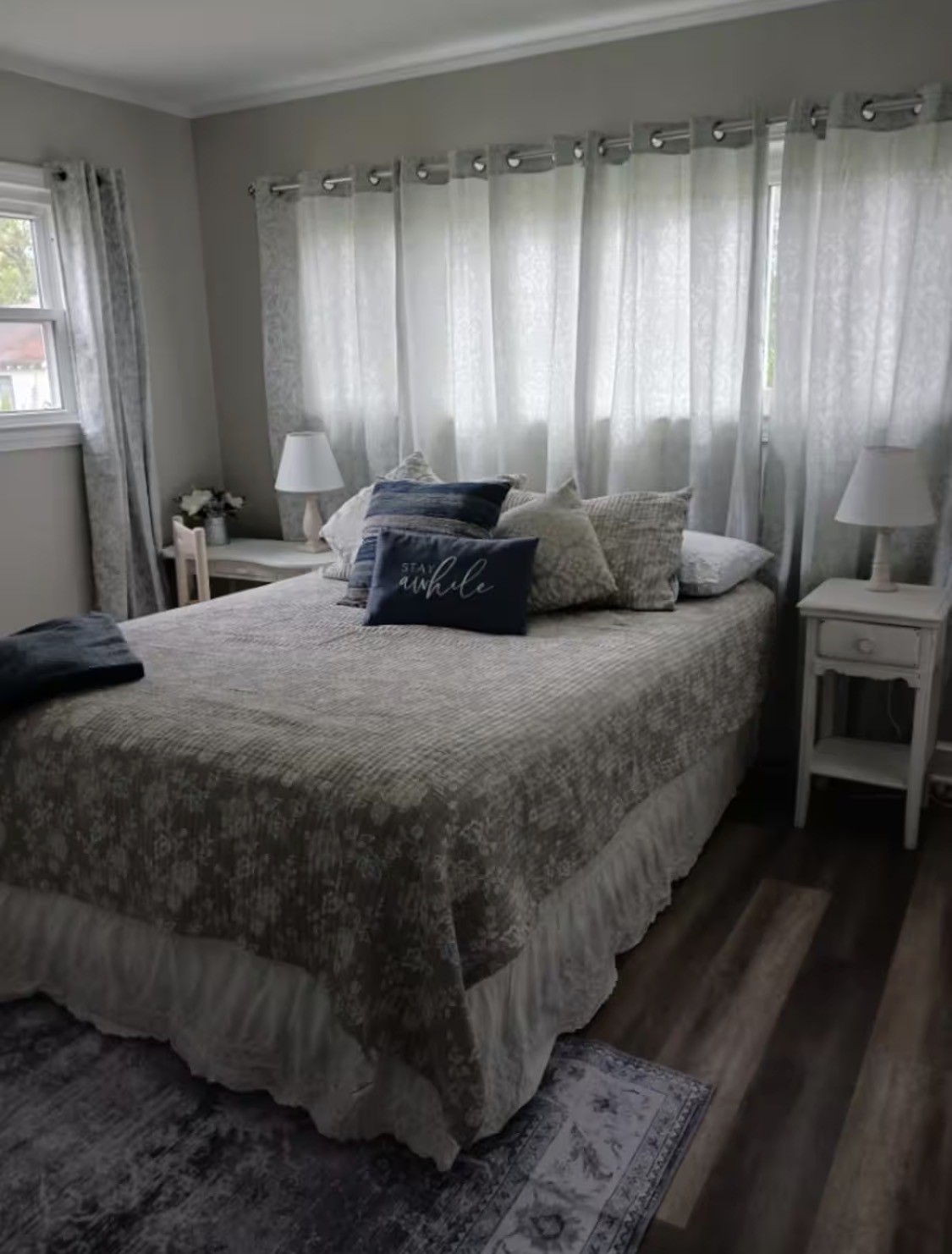 Quiet 2BR Cottage with Workspace & Wi-Fi photo 3