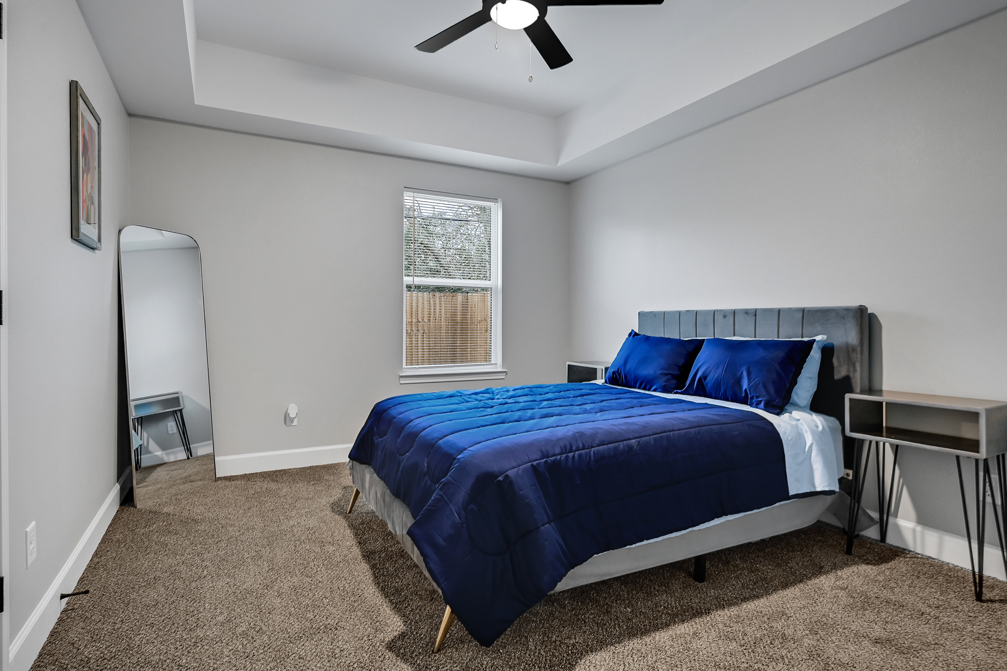 Brand New Duplex Close to All Major Attractions photo 2