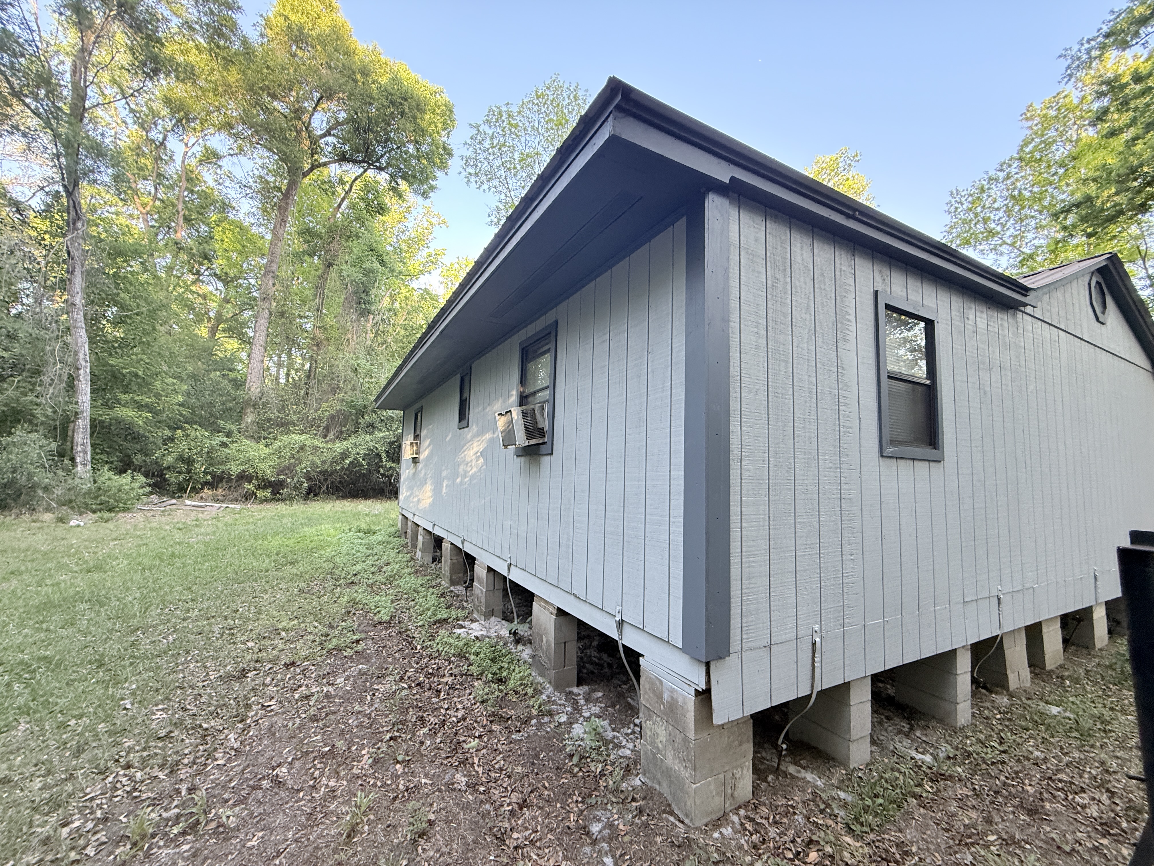 Cabin in 3 Rivers Estates, Ft White photo 2