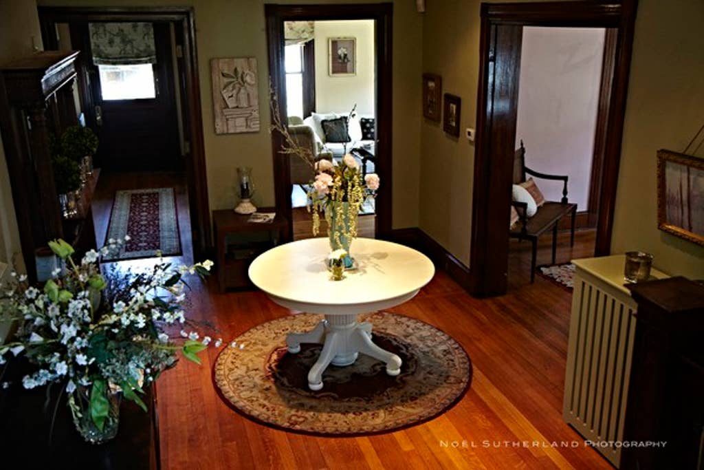 The Grand View ~ Master Bedroom | 5BR 2B w/AC photo 5