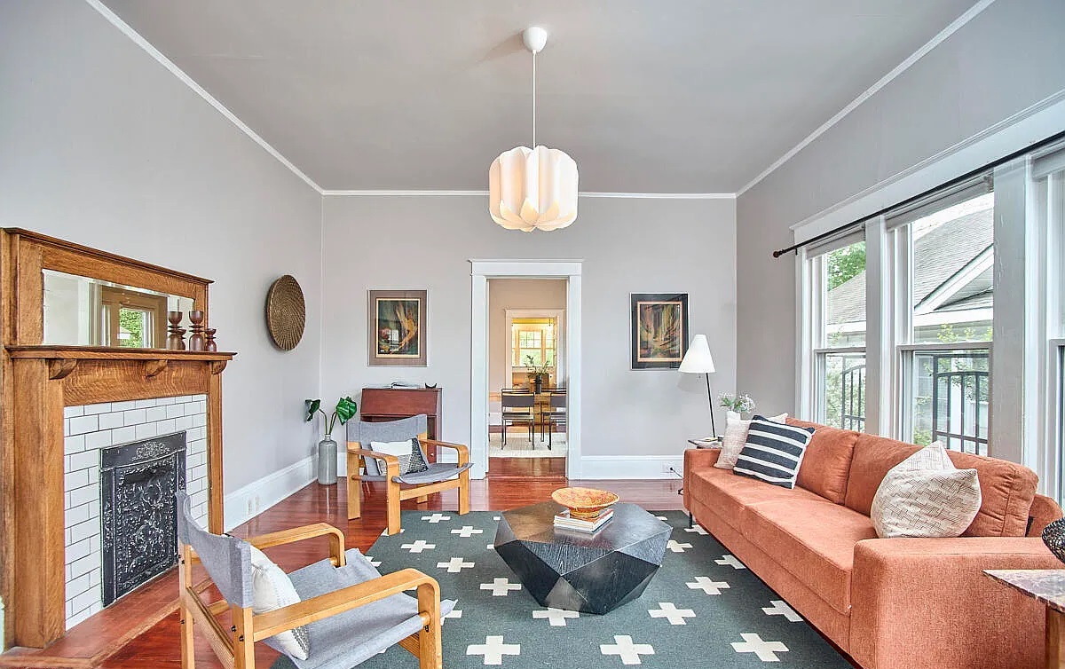 2 bedrooms cozy nice home ready now photo 5