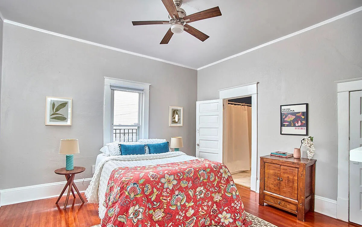 2 bedrooms cozy nice home ready now photo 2