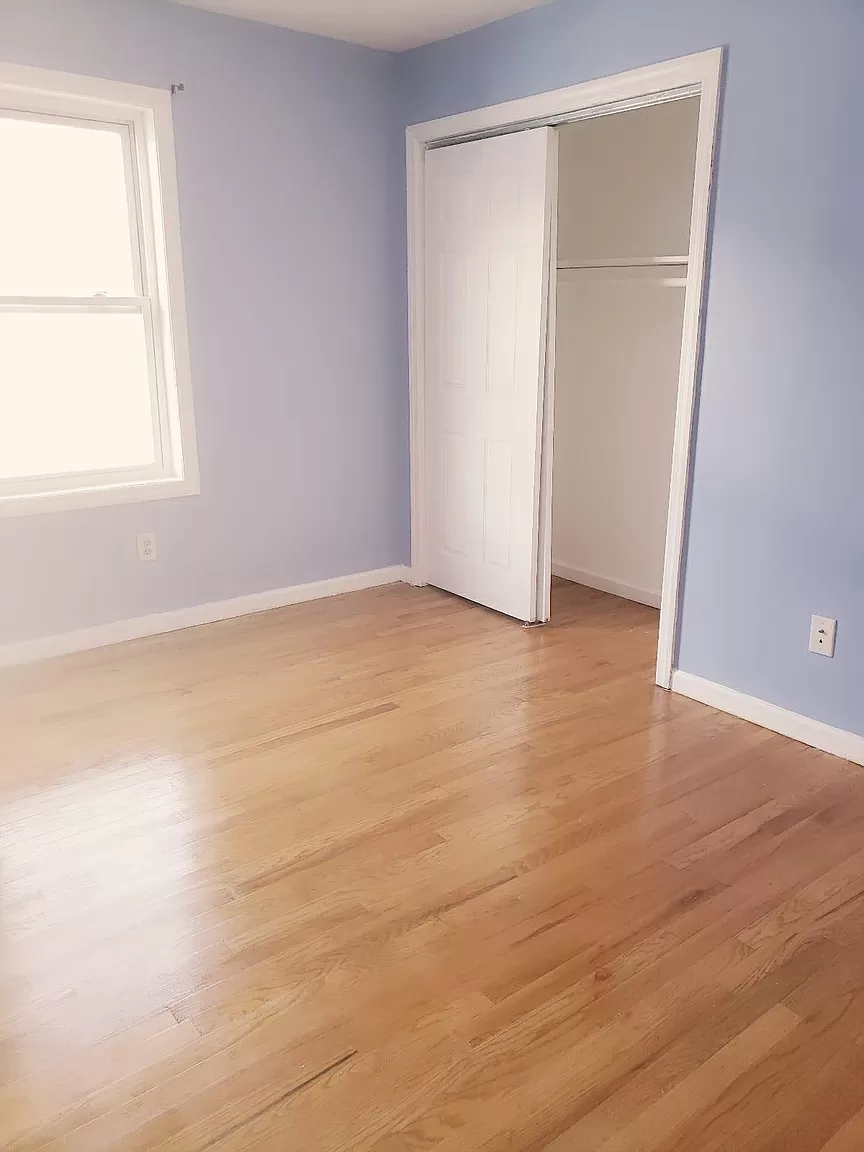 Freshly painted 3 beds home photo 2